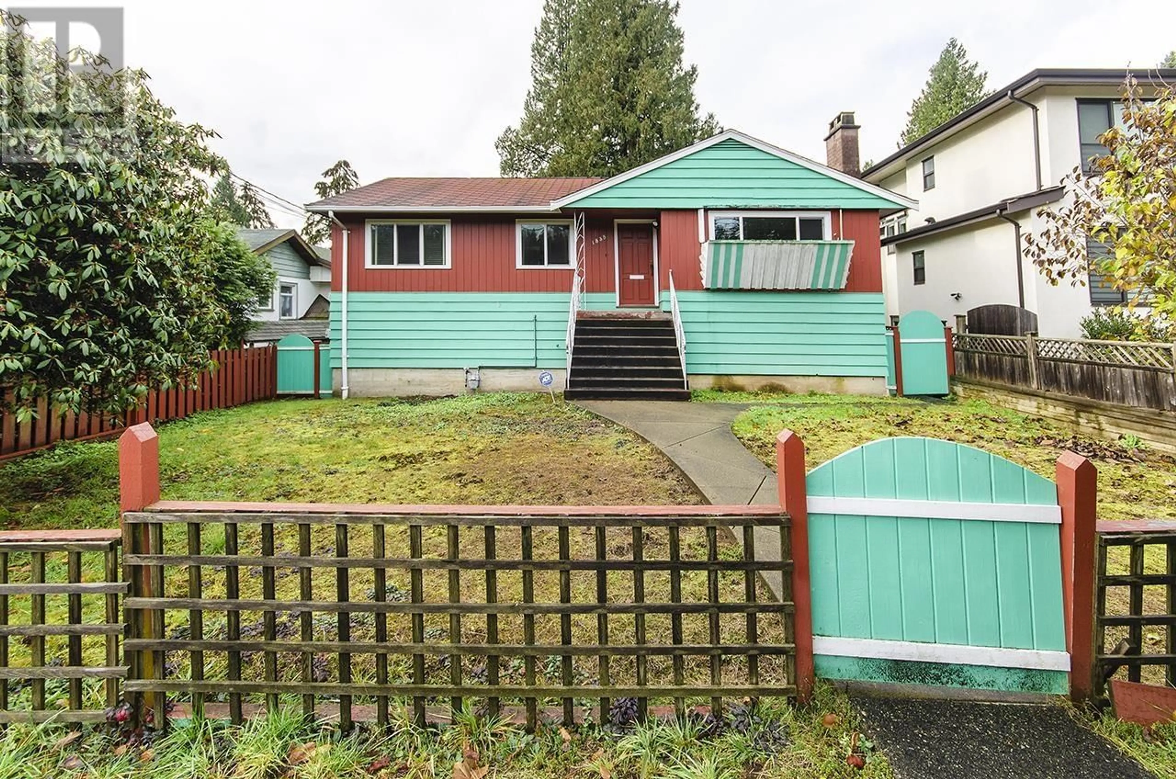 Frontside or backside of a home, the fenced backyard for 1835 WESTVIEW DRIVE, North Vancouver British Columbia V7M3A7