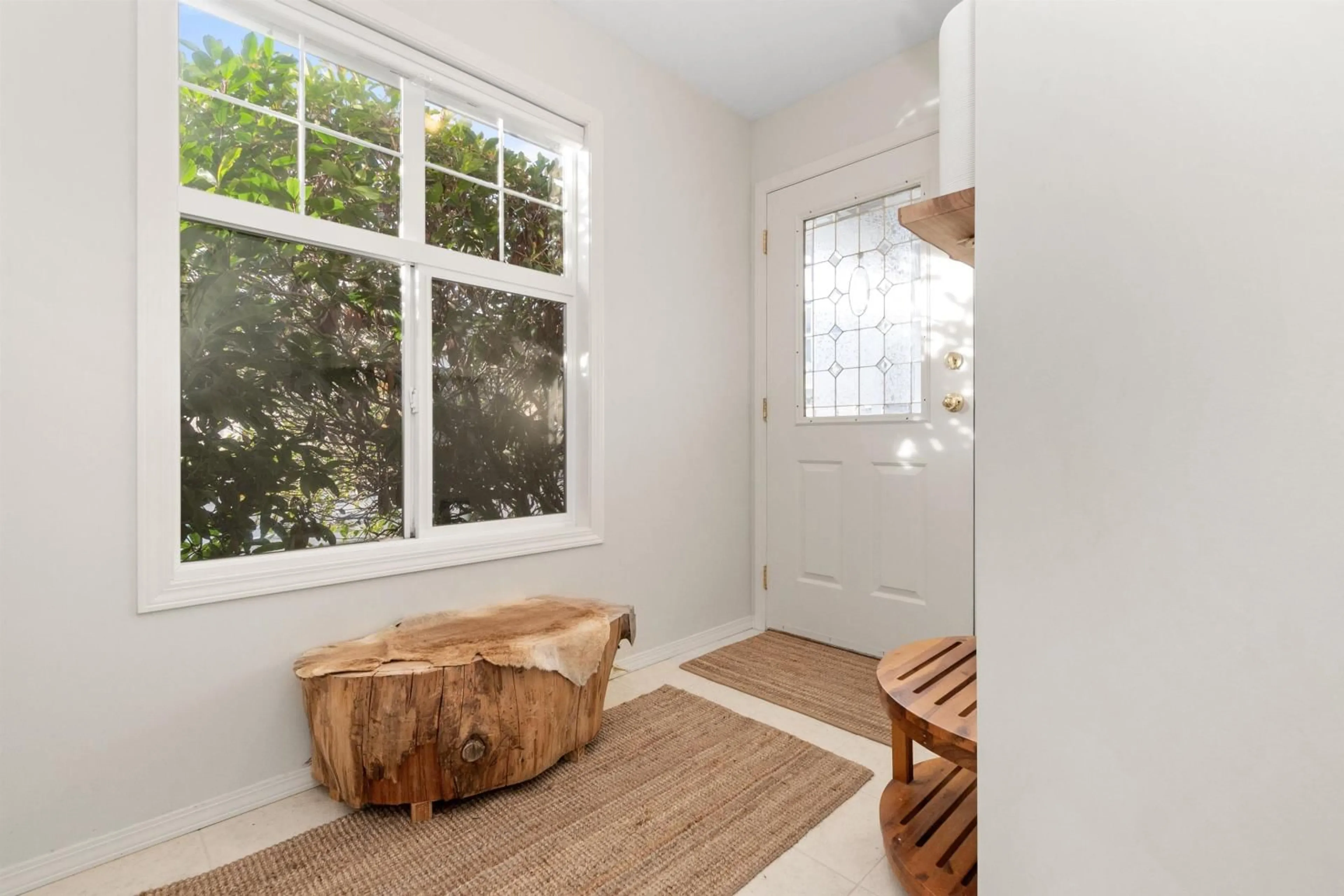 Indoor entryway, wood floors for 105 6450 VEDDER ROAD, Chilliwack British Columbia V2R5N7