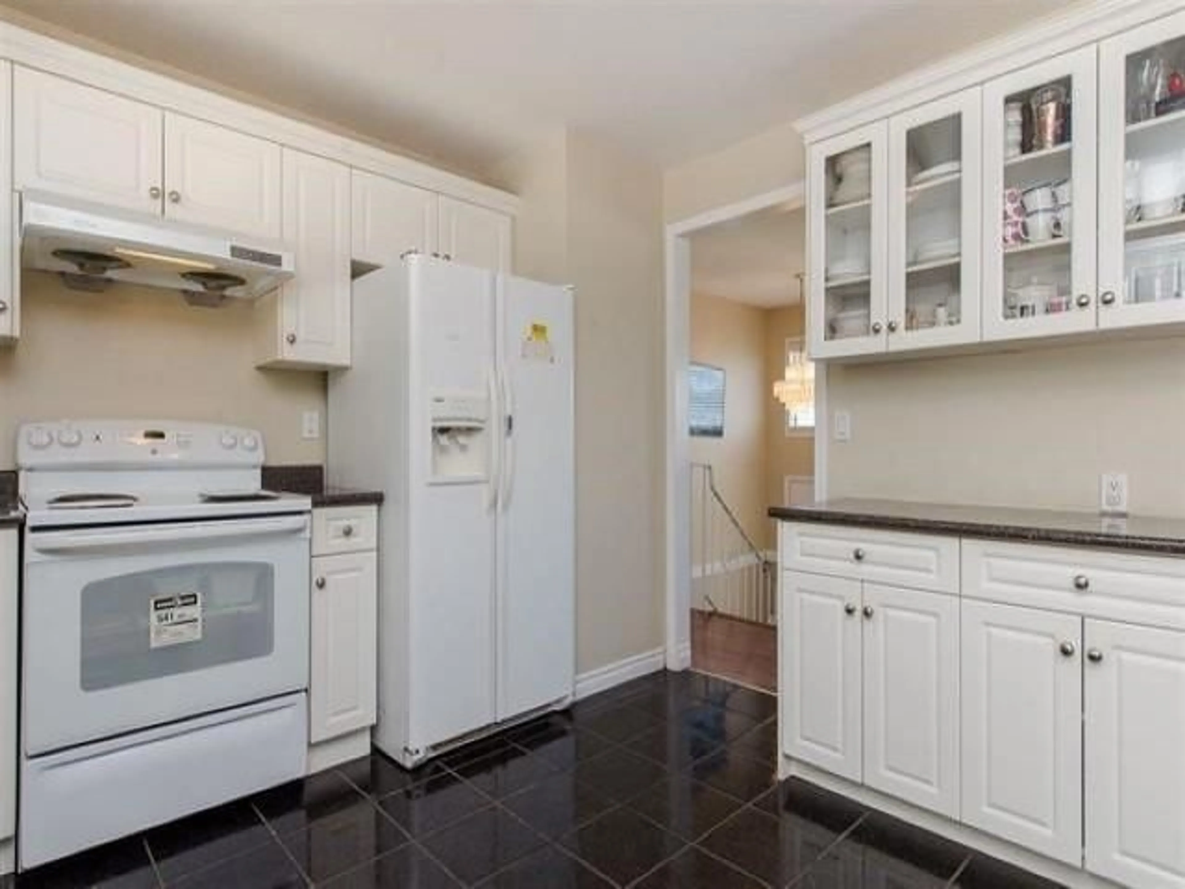 Standard kitchen, wood floors, cottage for 3316 SAANICH STREET, Abbotsford British Columbia V2T4Y9