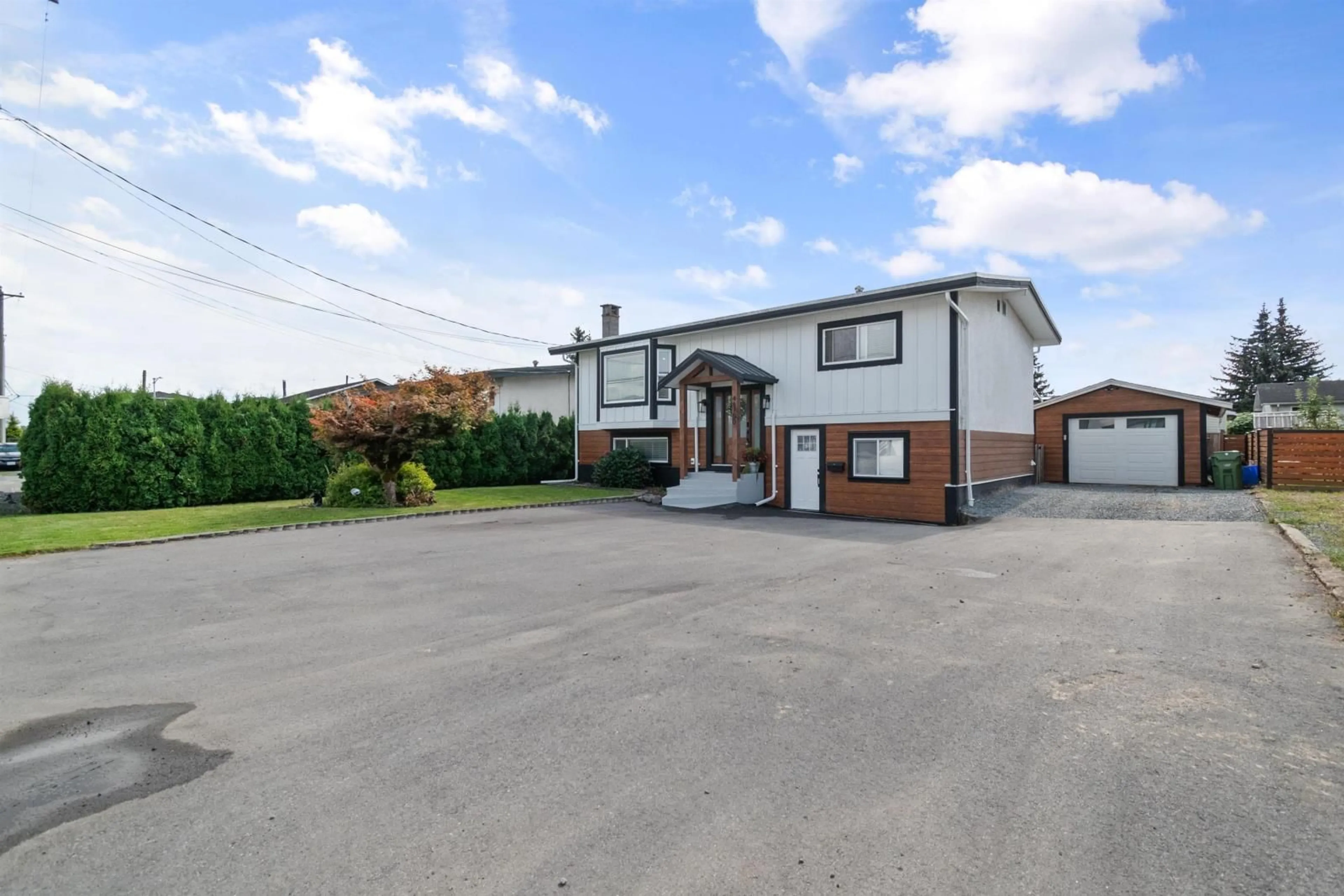 Frontside or backside of a home, the front or back of building for 46700 BRICE ROAD, Chilliwack British Columbia V2P3V7