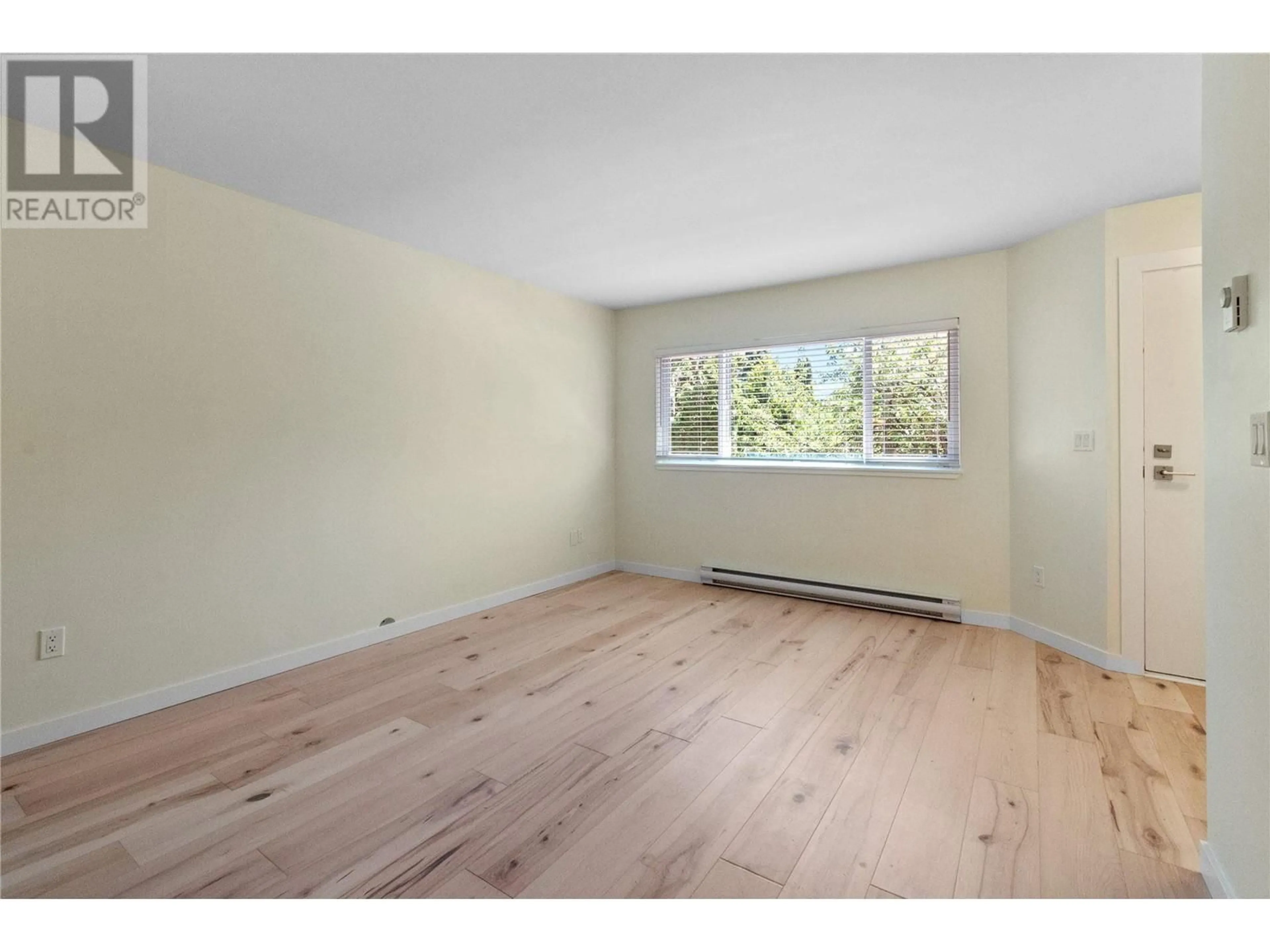 A pic of a room, wood floors for 703 UNION STREET, Vancouver British Columbia V6A2C3