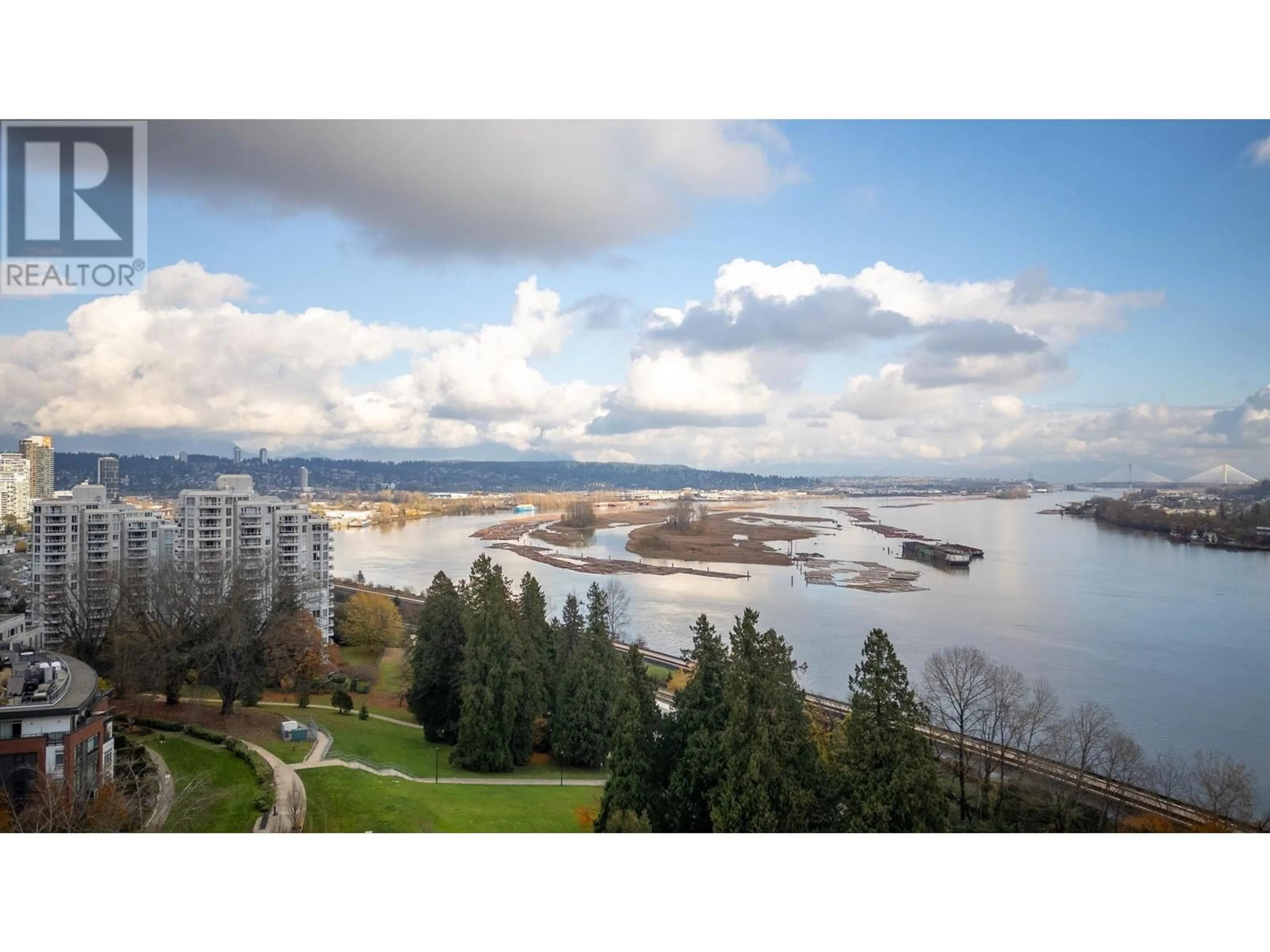 A pic from exterior of the house or condo, the view of lake or river for 1204 11 E ROYAL AVENUE, New Westminster British Columbia V3L0A8