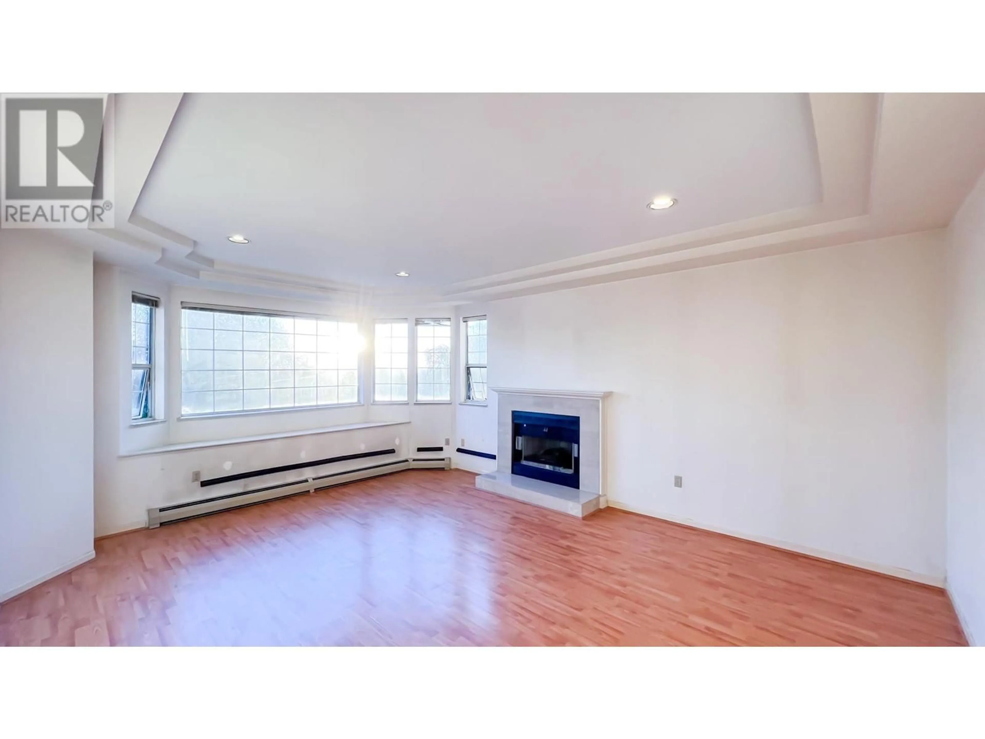 A pic of a room, wood floors for 1921 HARRISON DRIVE, Vancouver British Columbia V5P2P4