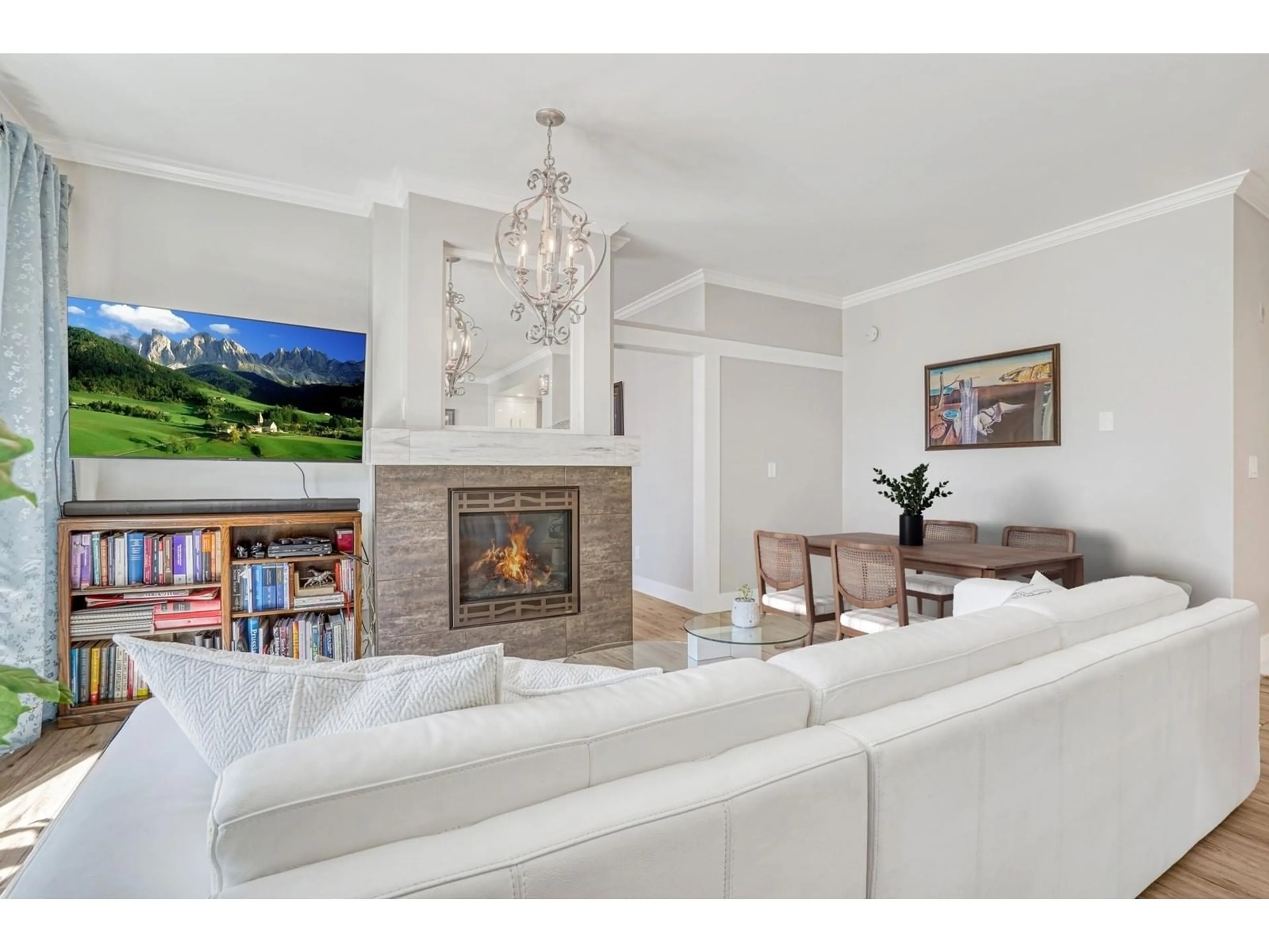 Living room, wood floors for 208 1765 MARTIN DRIVE, Surrey British Columbia V4A9T6