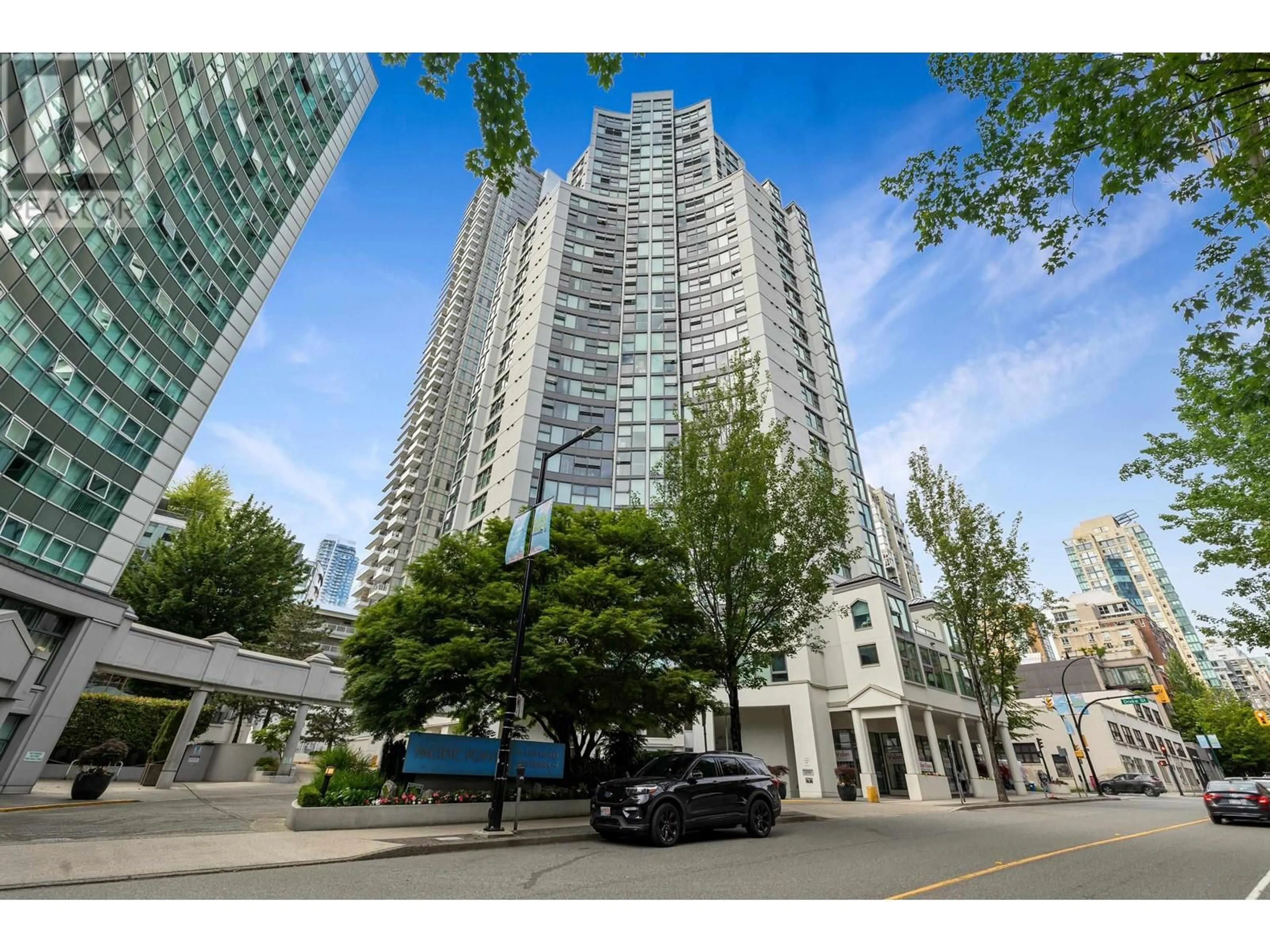 A pic from exterior of the house or condo, the street view for 605 1323 HOMER STREET, Vancouver British Columbia V6B5T1