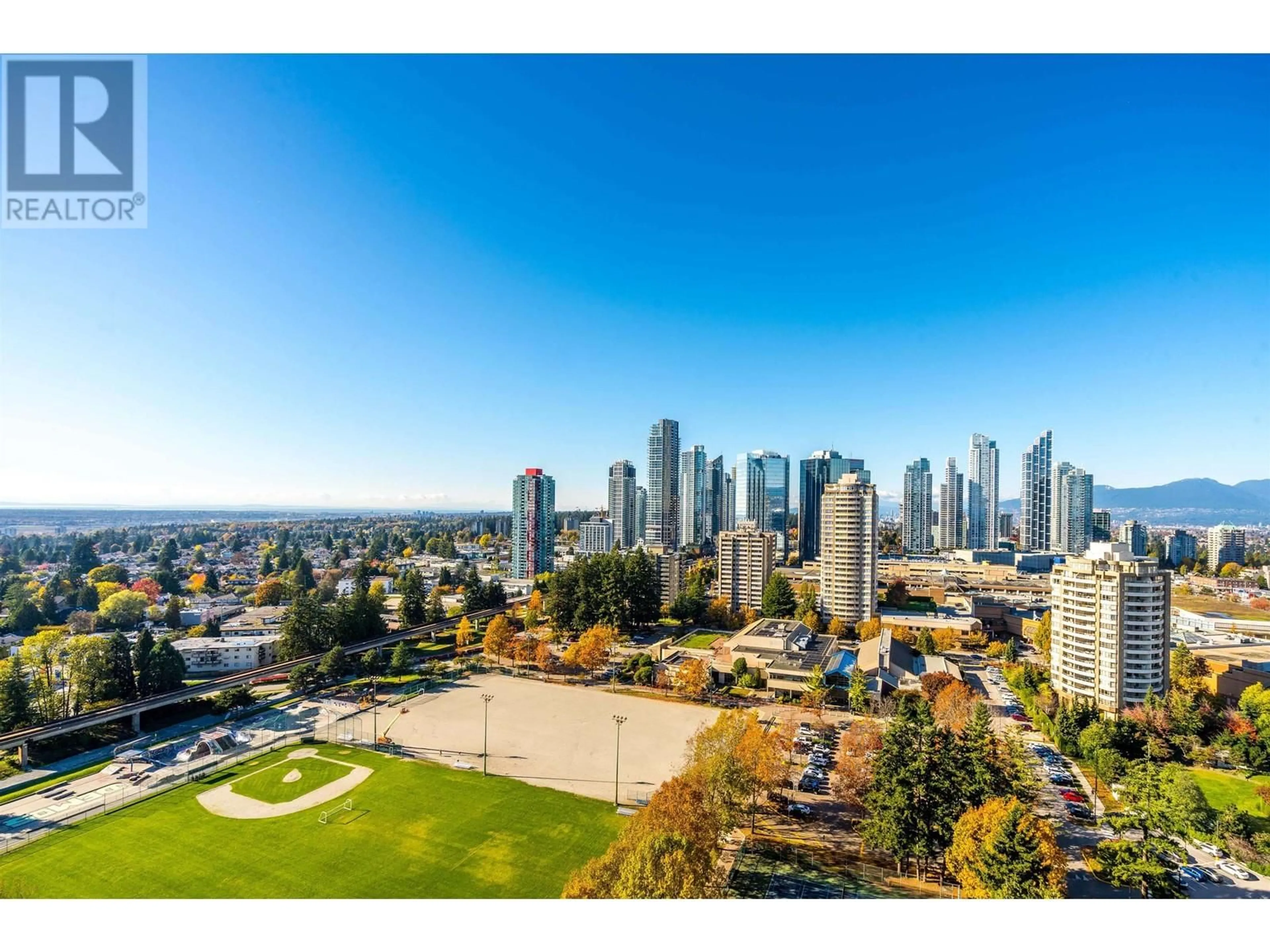 A pic from outside/outdoor area/front of a property/back of a property/a pic from drone, city buildings view from balcony for 2604 - 4900 LENNOX LANE, Burnaby British Columbia V5H0G9