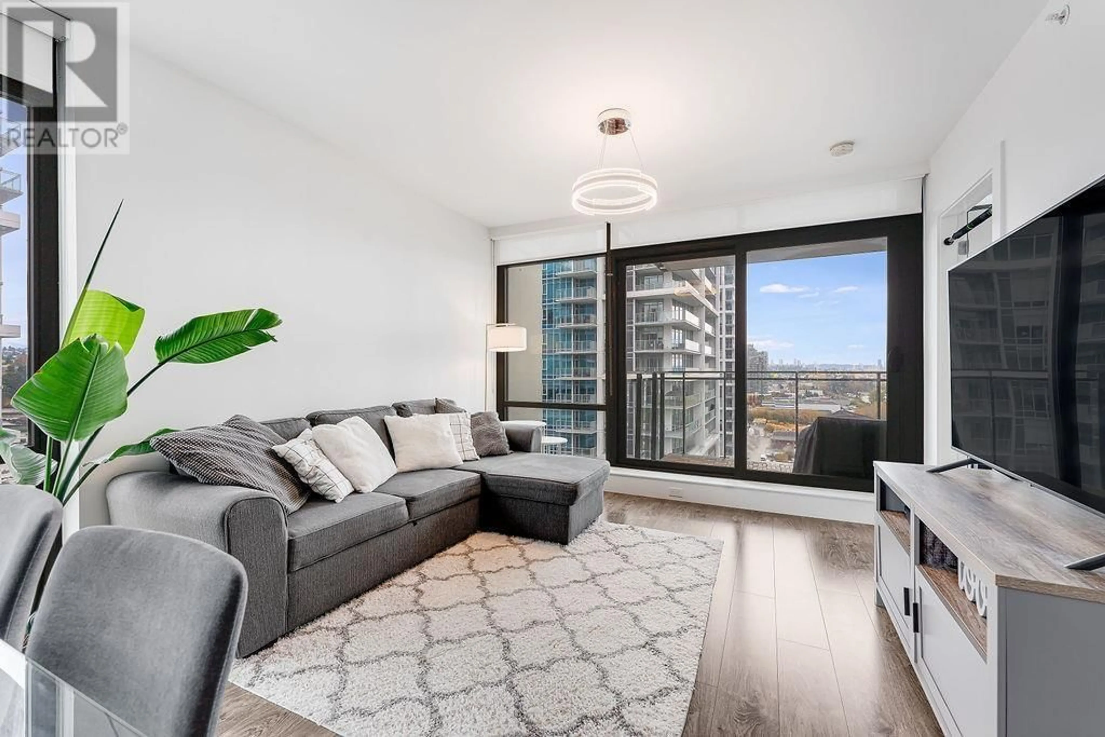 Living room, wood floors for 2378 ALPHA AVENUE, Burnaby British Columbia V5C5L2