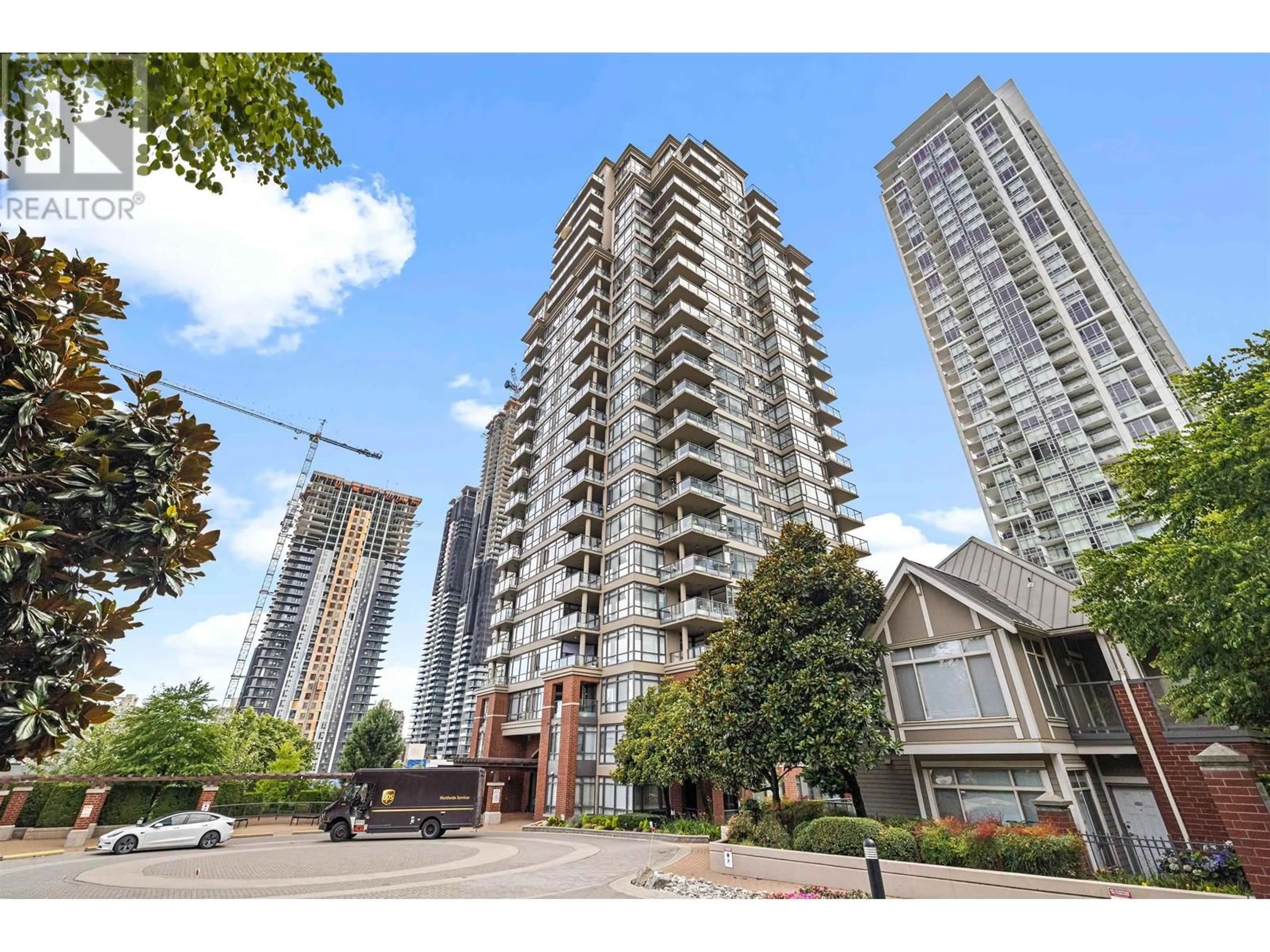 A pic from exterior of the house or condo, the view of city buildings for 706 4132 HALIFAX STREET, Burnaby British Columbia V5C6V1