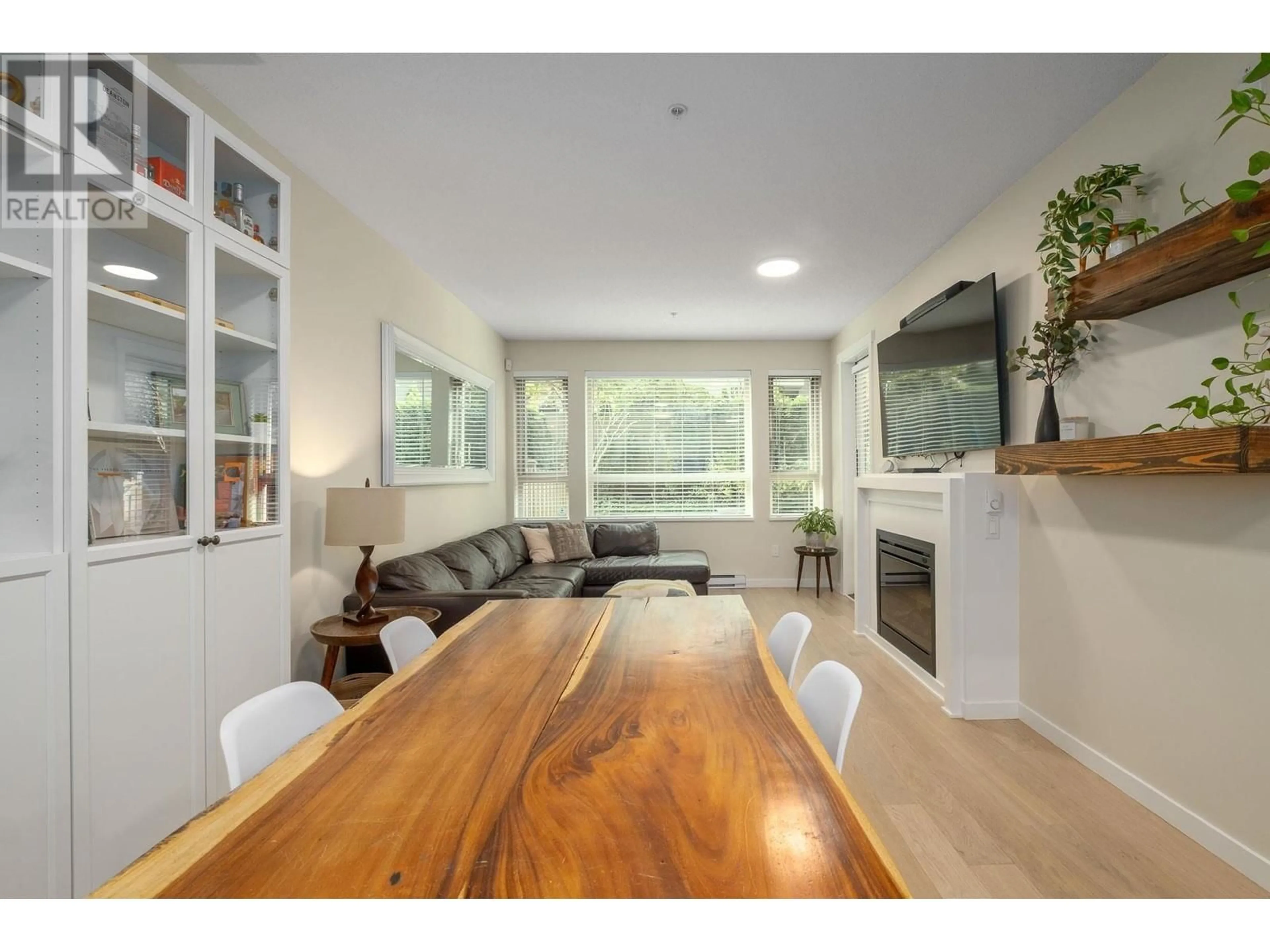 Living room, wood floors for 113 2665 MOUNTAIN HIGHWAY, North Vancouver British Columbia V7J0A8