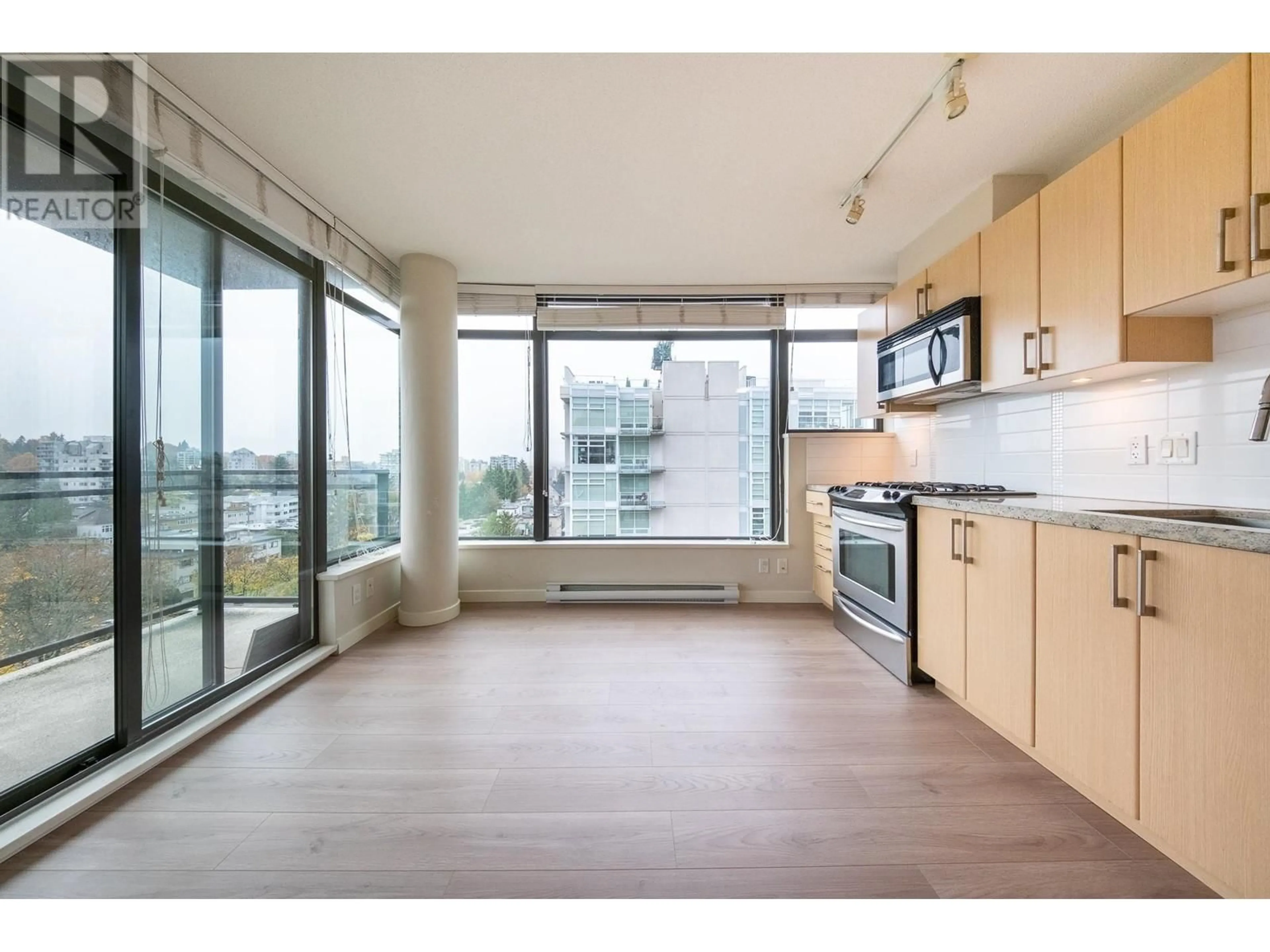 Other indoor space, wood floors for 1203 1068 W BROADWAY, Vancouver British Columbia V6H0A7