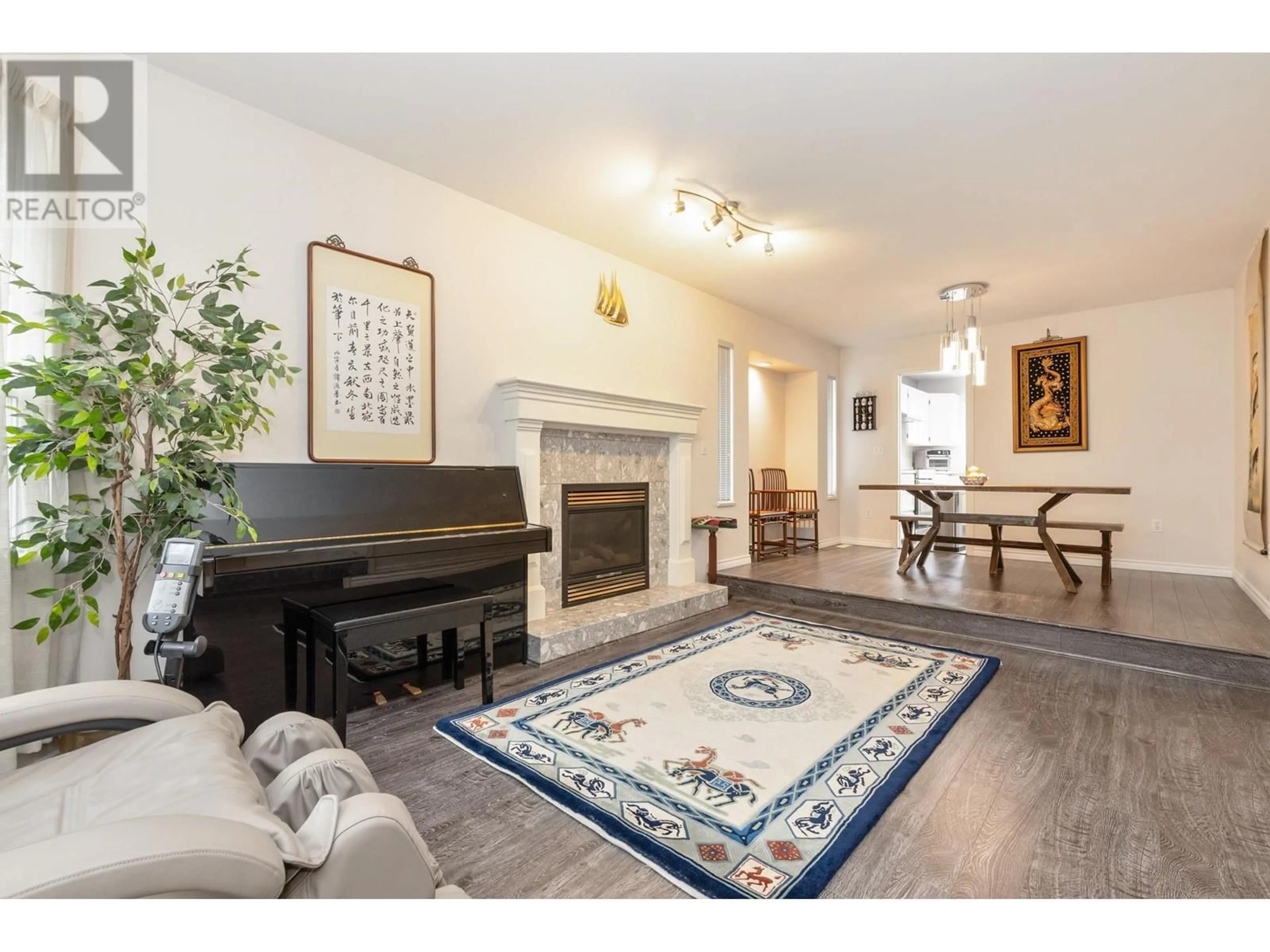 Living room, wood floors for 1456 BLACKWATER PLACE, Coquitlam British Columbia V3E2R5