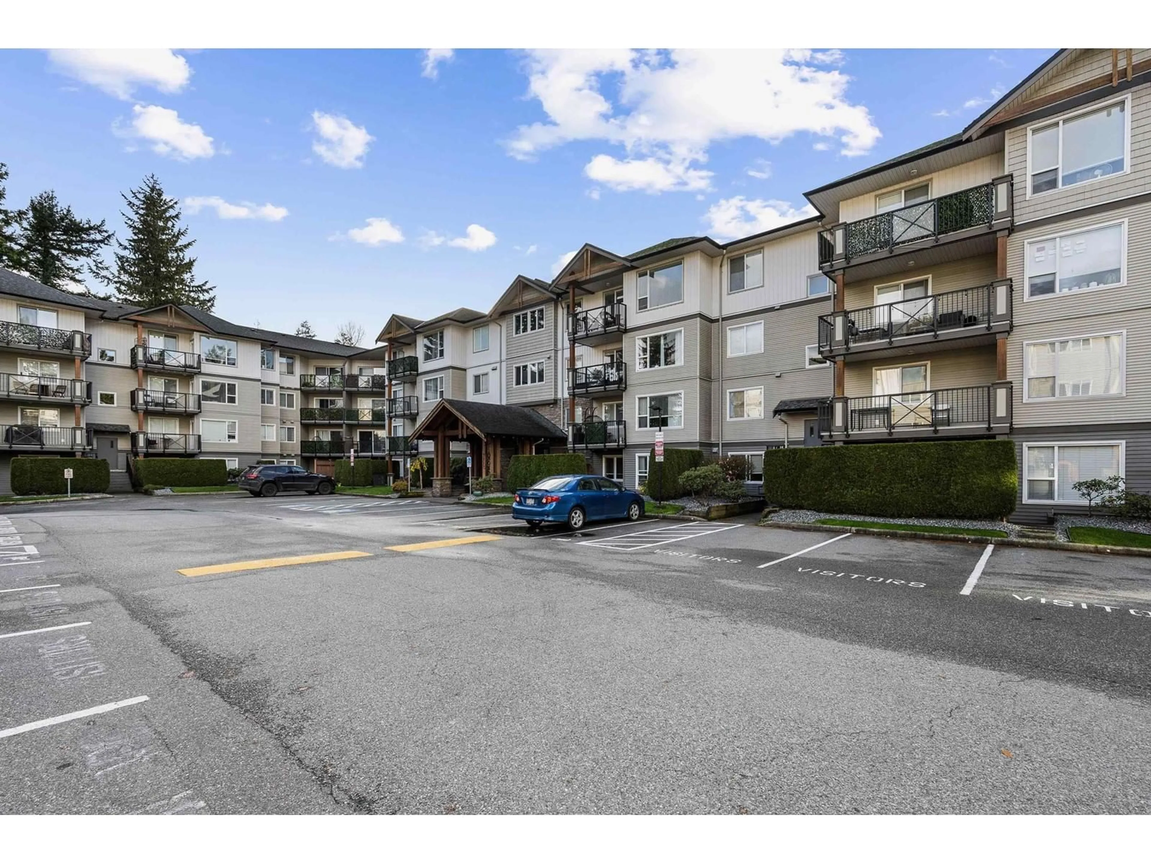 A pic from exterior of the house or condo, the street view for 411 2955 DIAMOND CRESCENT, Abbotsford British Columbia V2T2L5