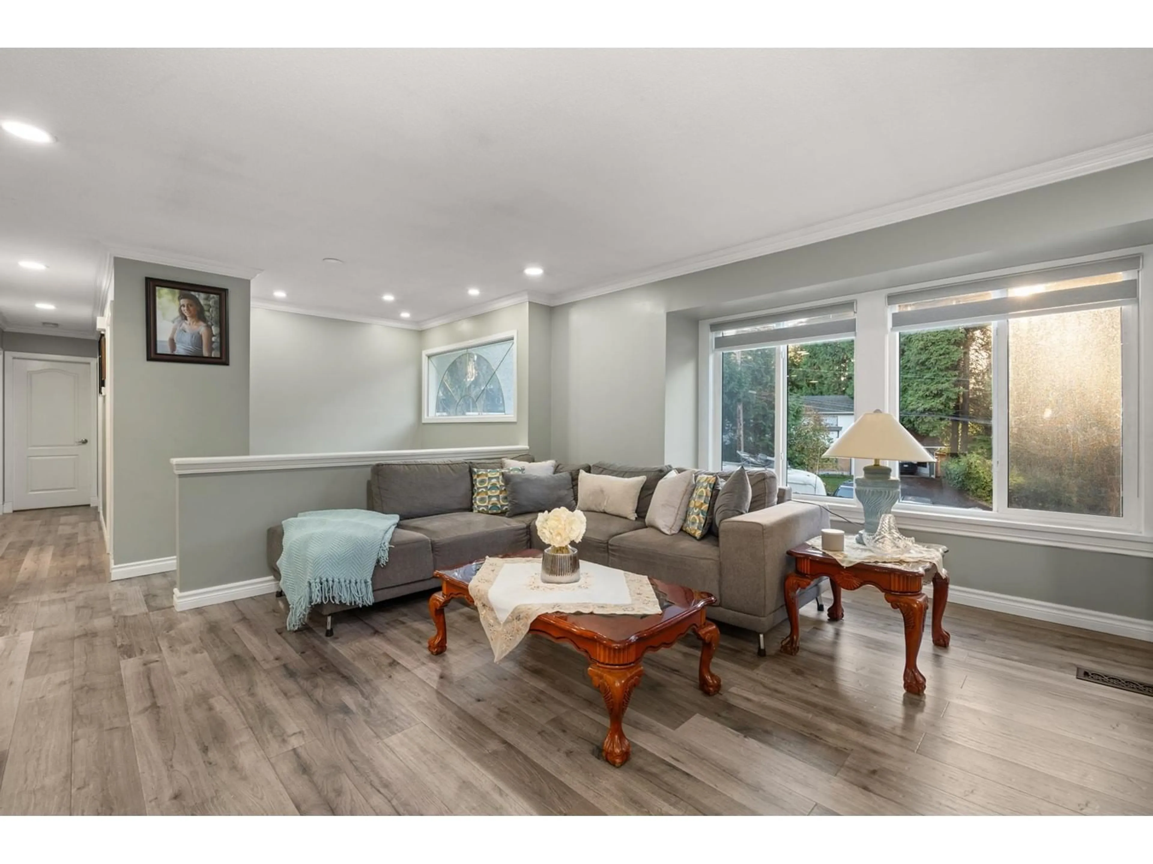 Living room, wood floors for 8604 SUNBURY PLACE, Delta British Columbia V4C3Y7