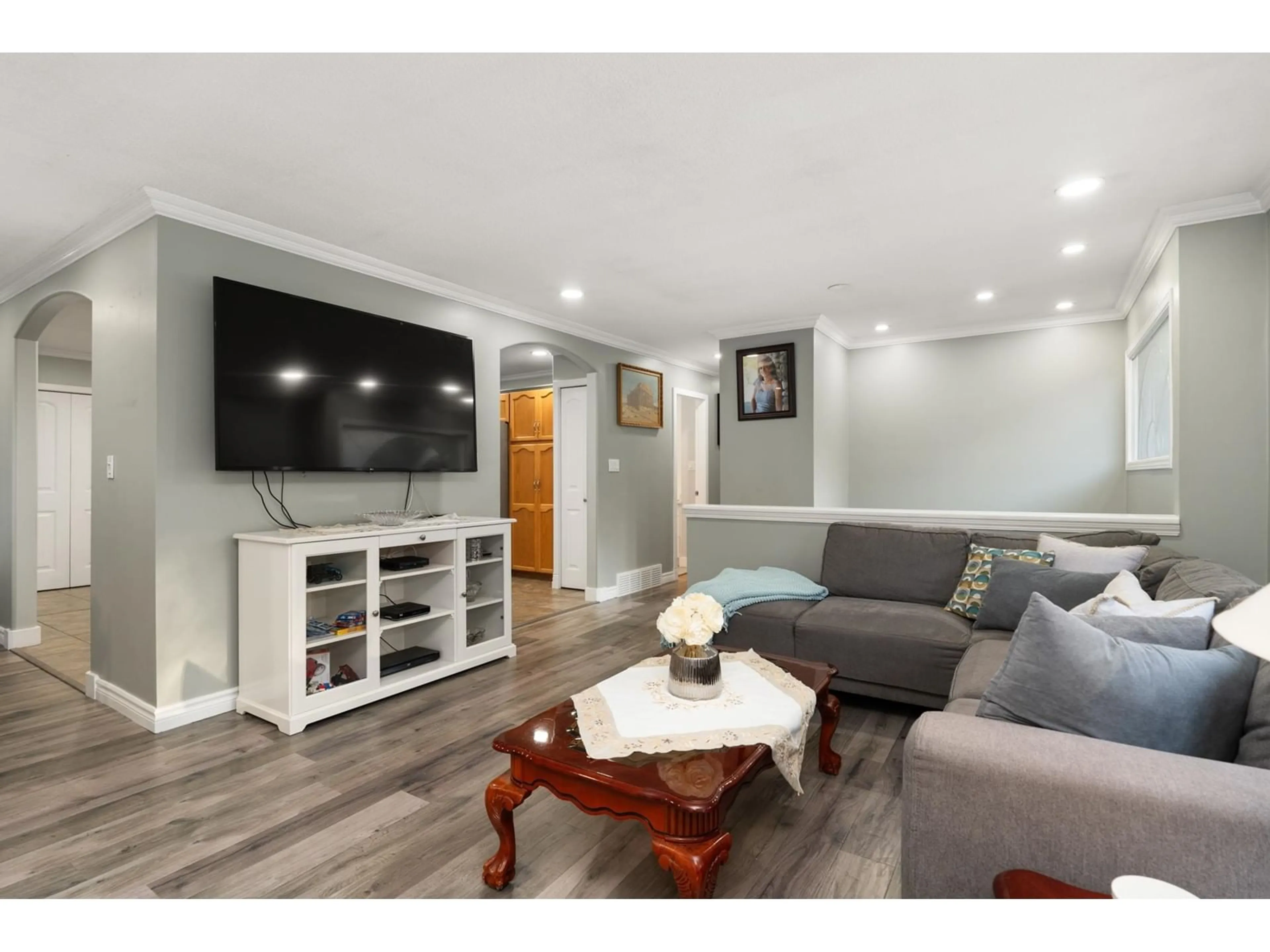 Living room, wood floors for 8604 SUNBURY PLACE, Delta British Columbia V4C3Y7