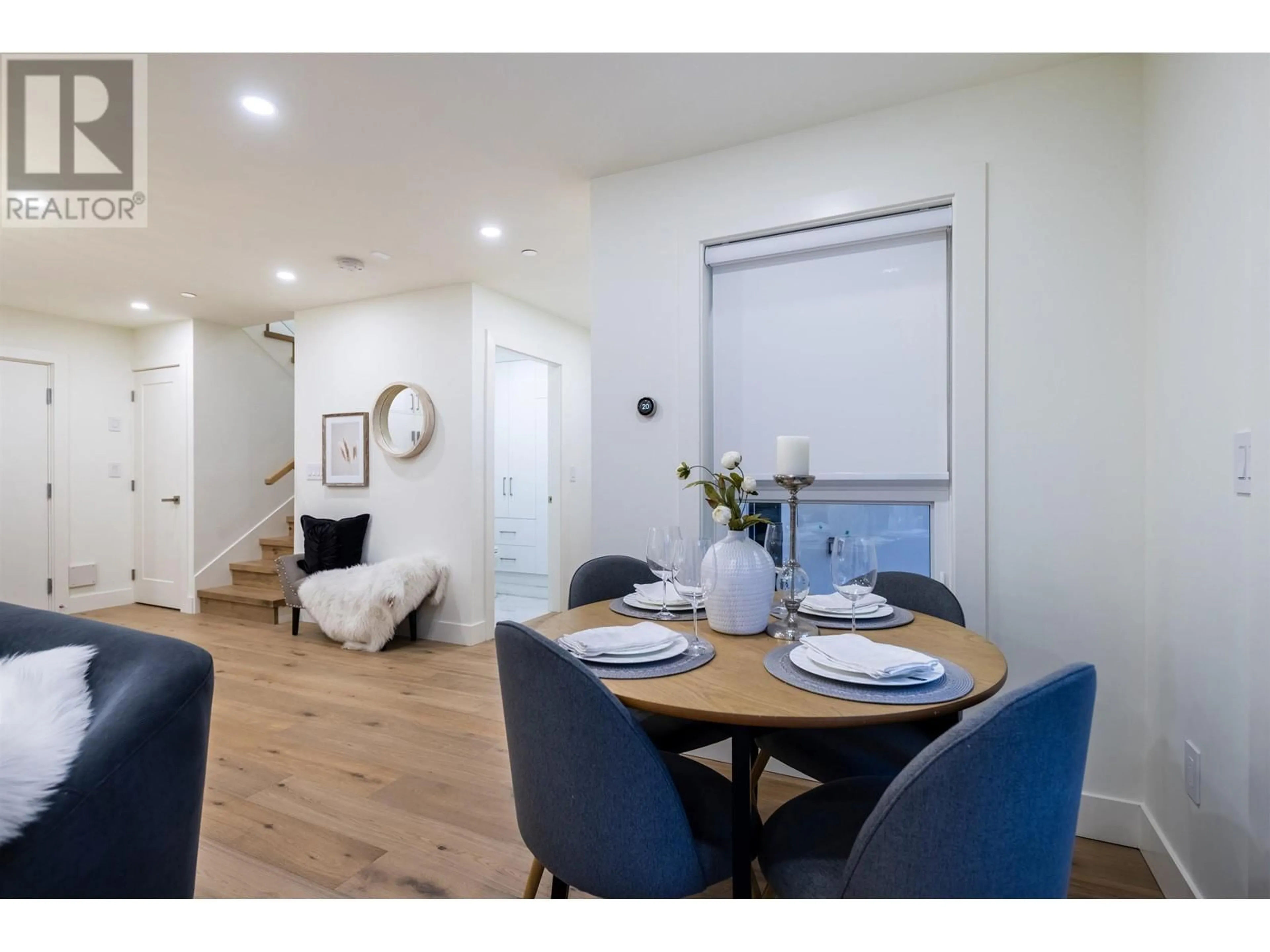 Dining room, wood floors for 1127 E 15TH AVENUE, Vancouver British Columbia V5T2S7