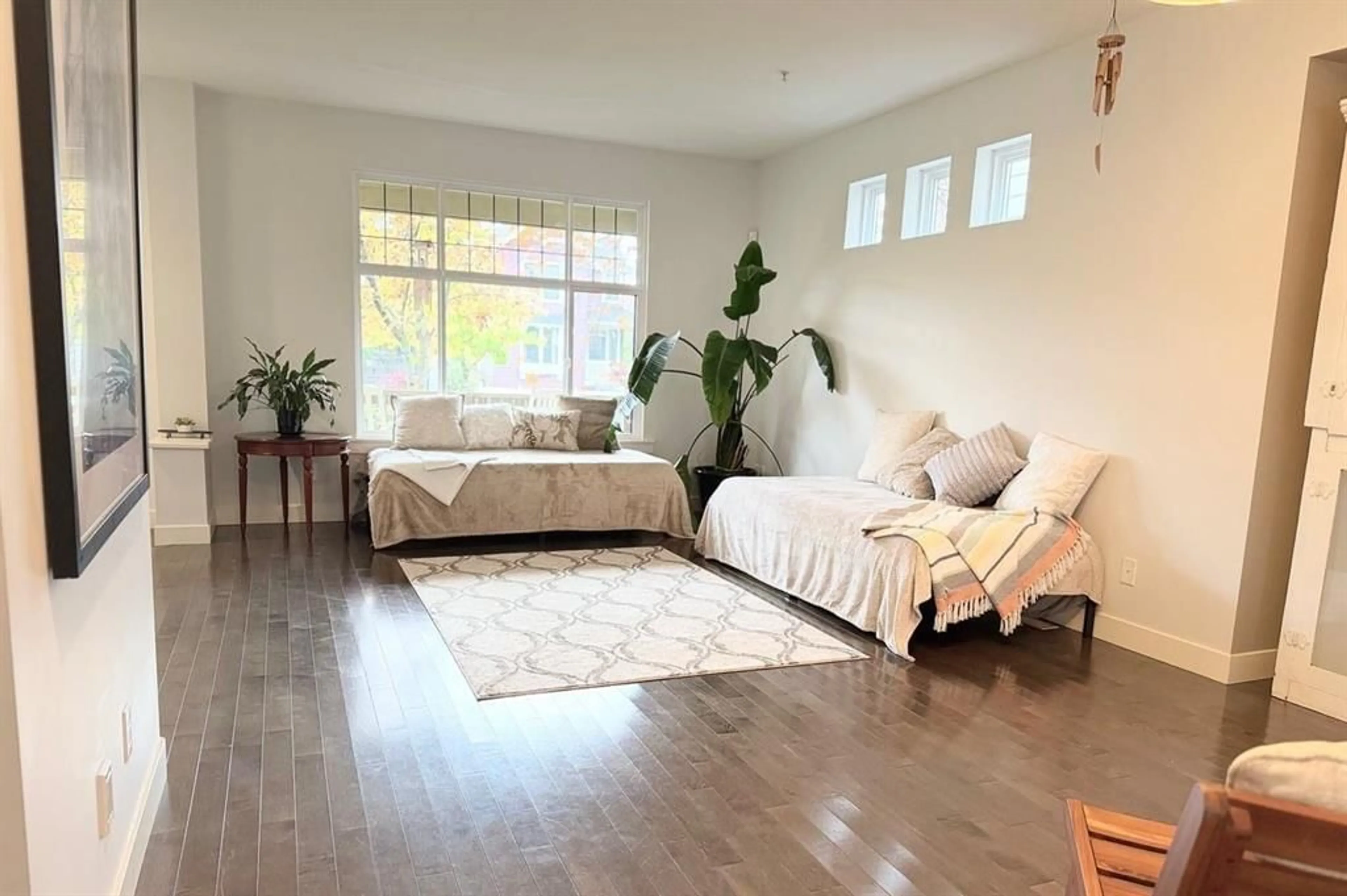 Living room, wood floors for 9359 SINGH STREET, Langley British Columbia V1M4G2