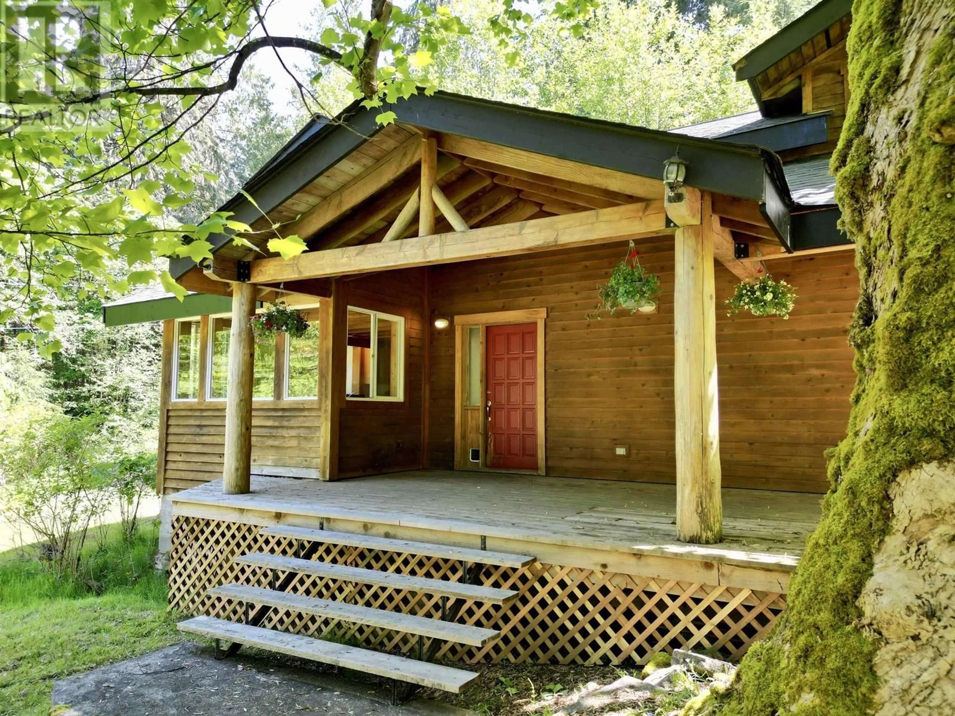 Frontside or backside of a home, cottage for 722 WEST BAY ROAD, Gambier Island British Columbia V0N1V4