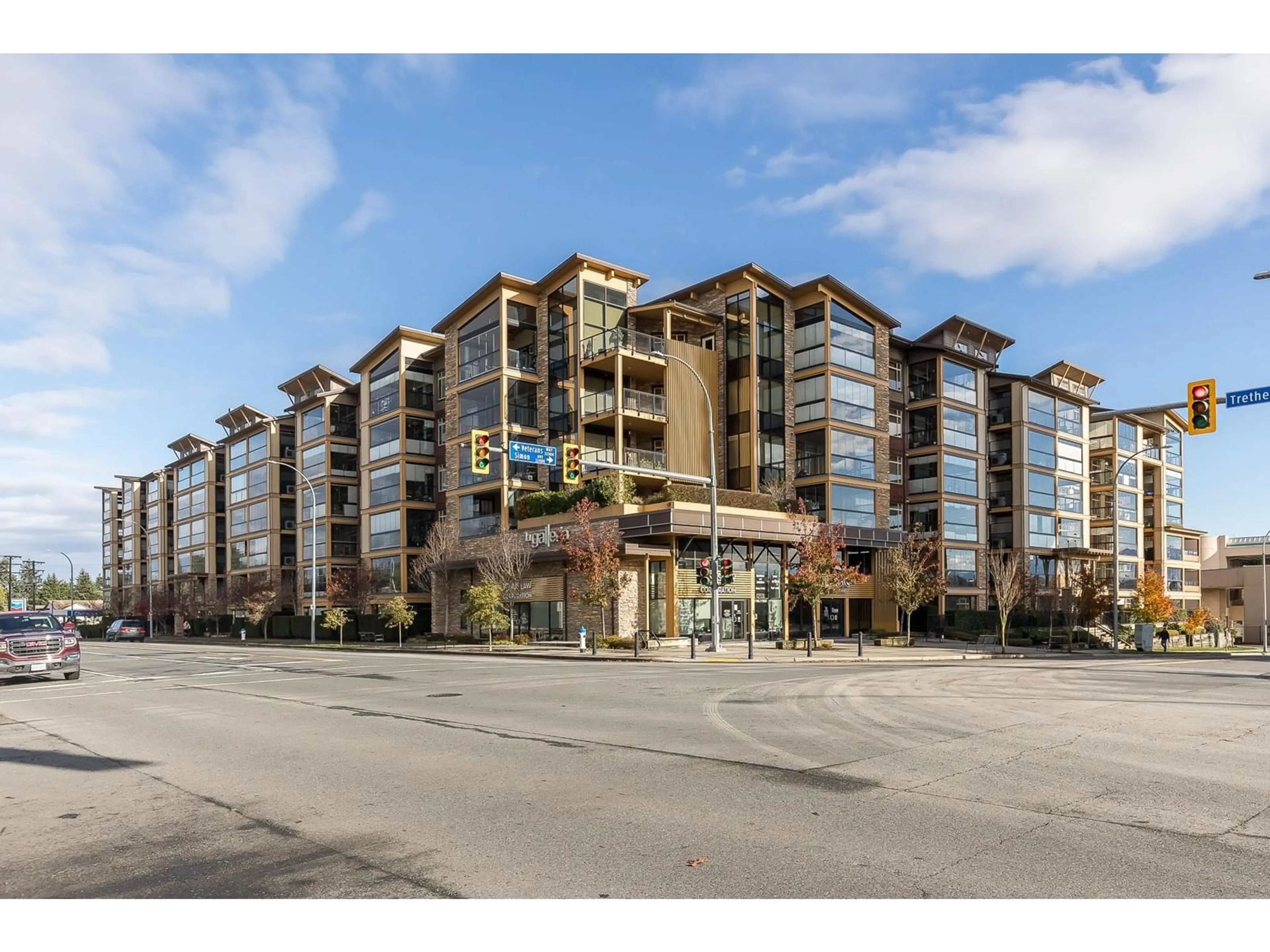 A pic from exterior of the house or condo, the front or back of building for 230 2860 TRETHEWEY STREET, Abbotsford British Columbia V2T0G5