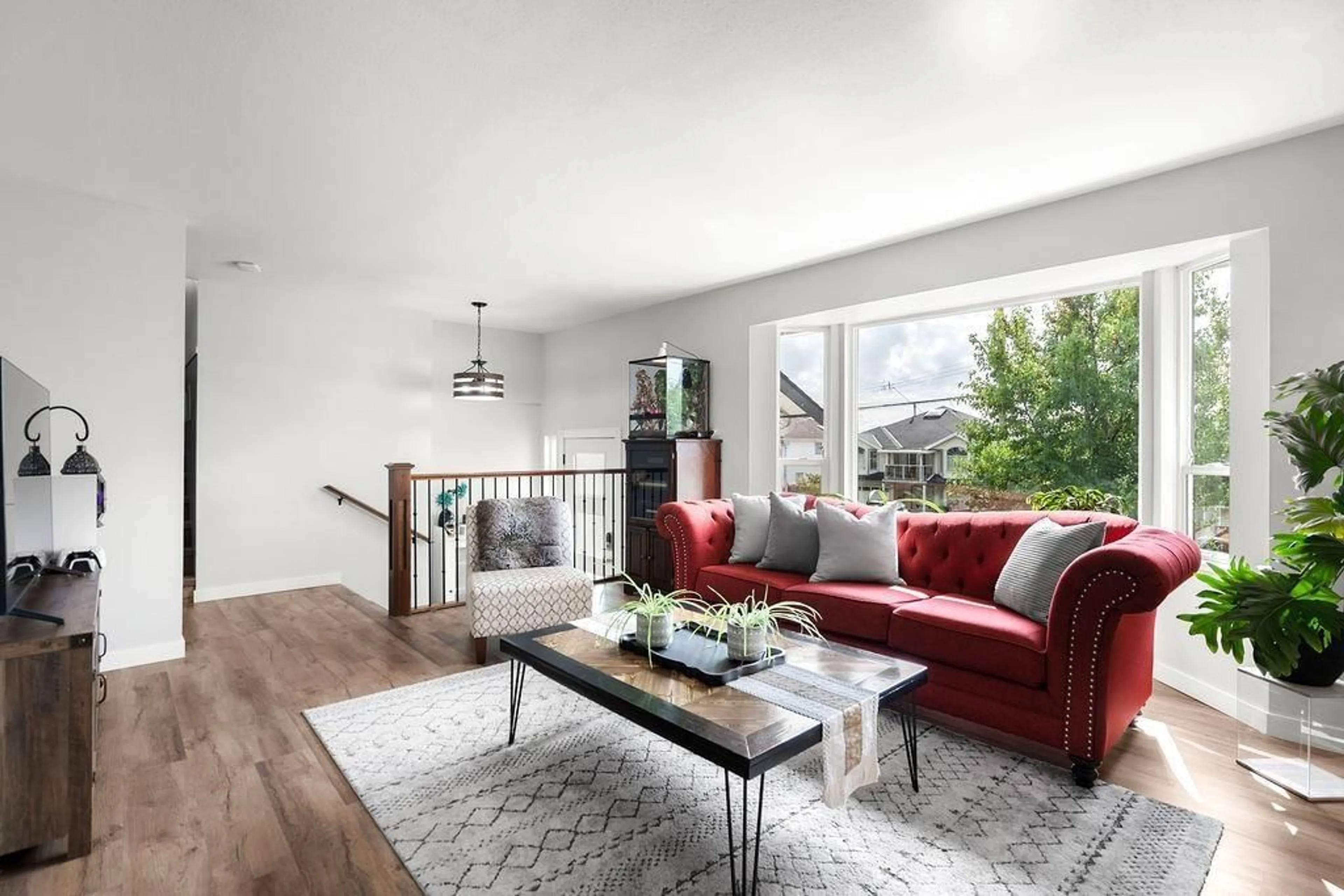 Living room, wood floors for 14329 68 AVENUE, Surrey British Columbia V3W2H5