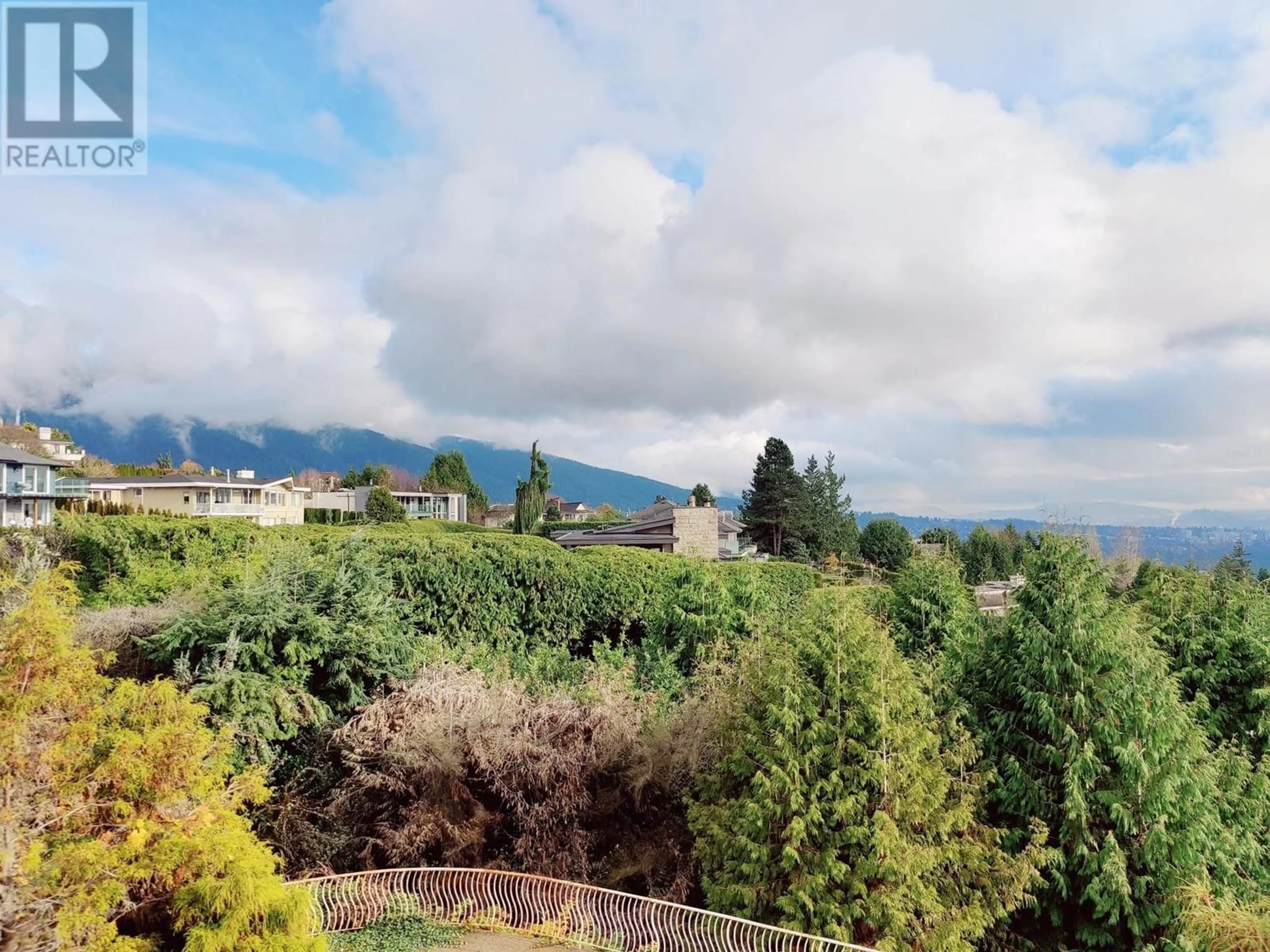 Patio, the view of mountain for 1318 CRESTWELL ROAD, West Vancouver British Columbia V7S2P2