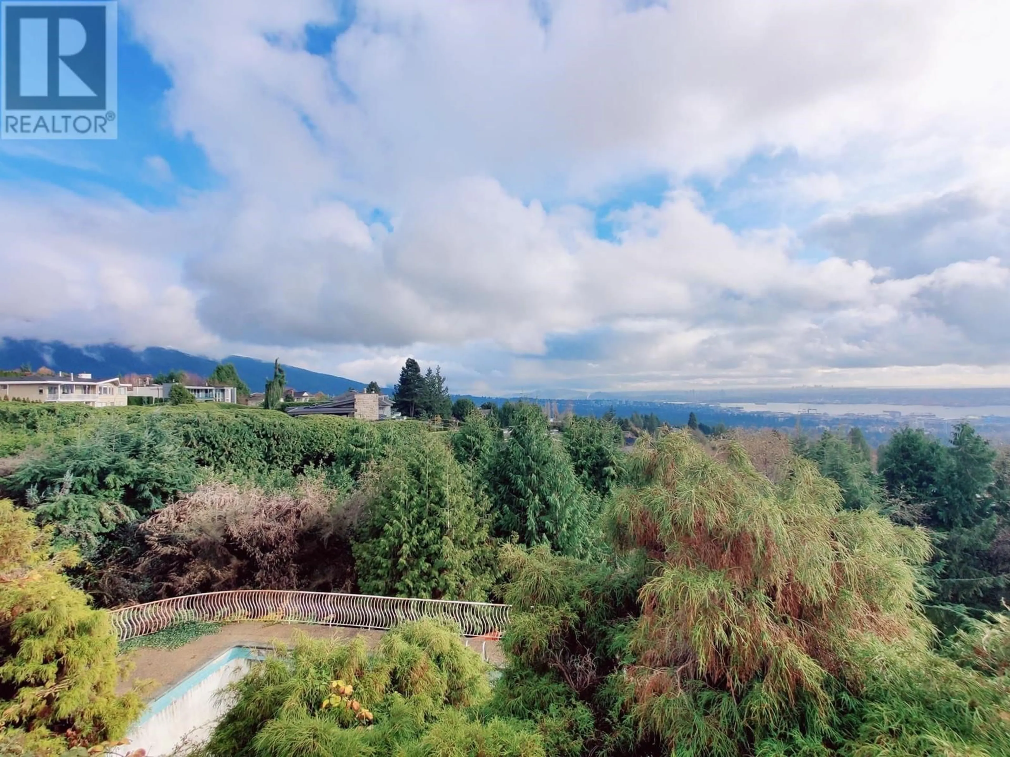 A pic from exterior of the house or condo, the view of mountain for 1318 CRESTWELL ROAD, West Vancouver British Columbia V7S2P2