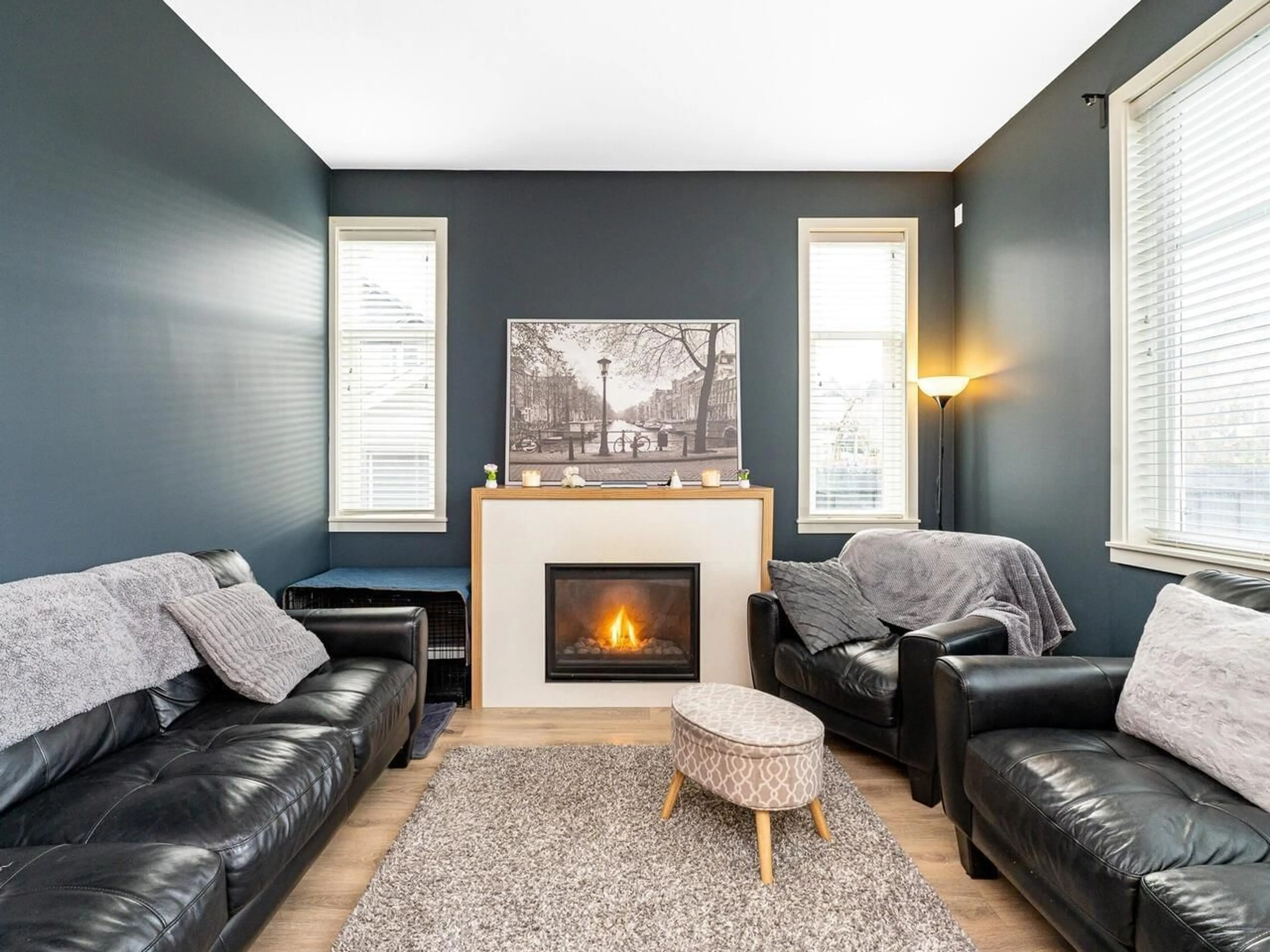 Living room, wood floors for 82 8217 204B STREET, Langley British Columbia V2Y3C9