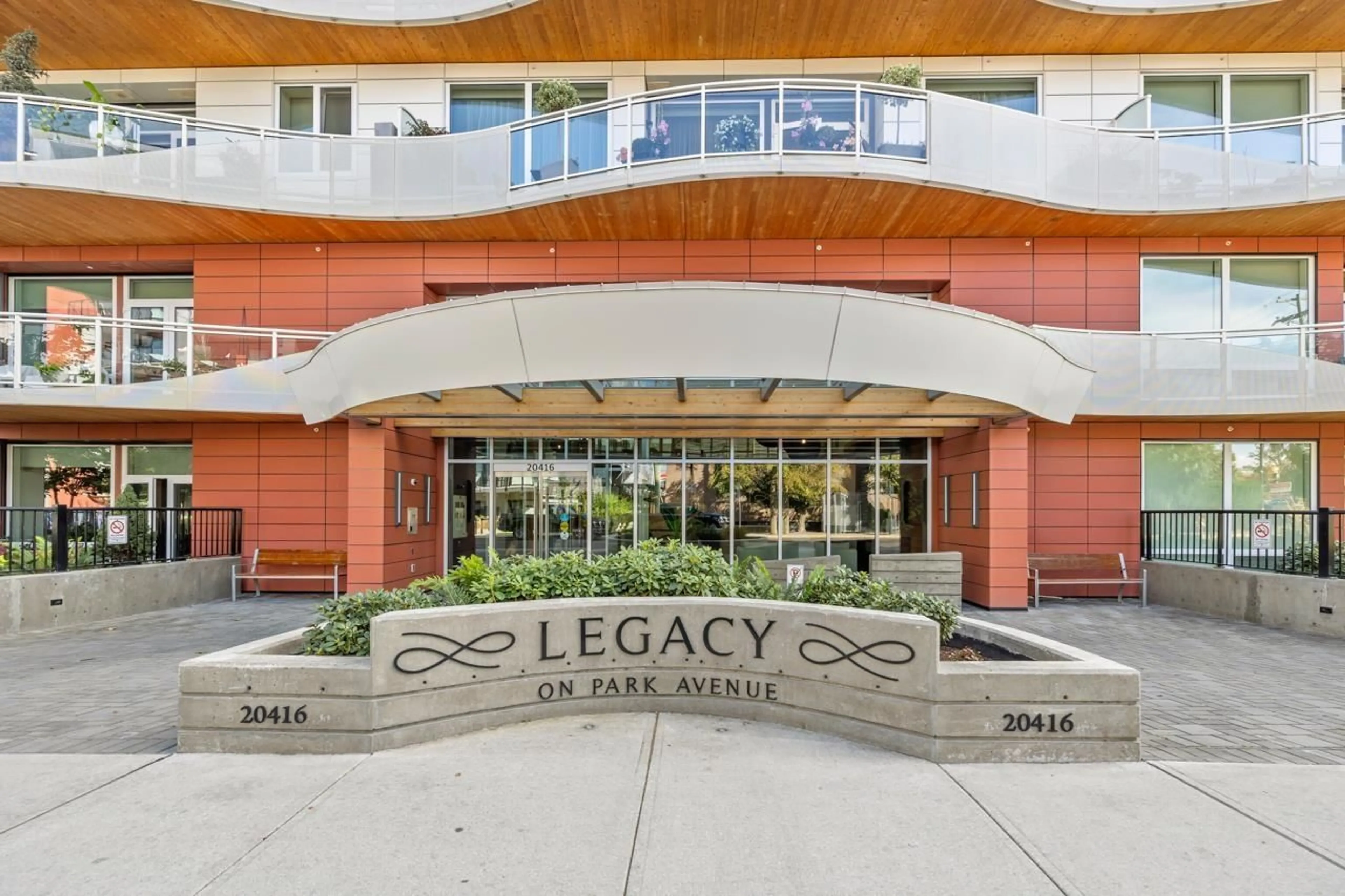 Indoor lobby for 210 20416 PARK AVENUE, Langley British Columbia V3A0N2