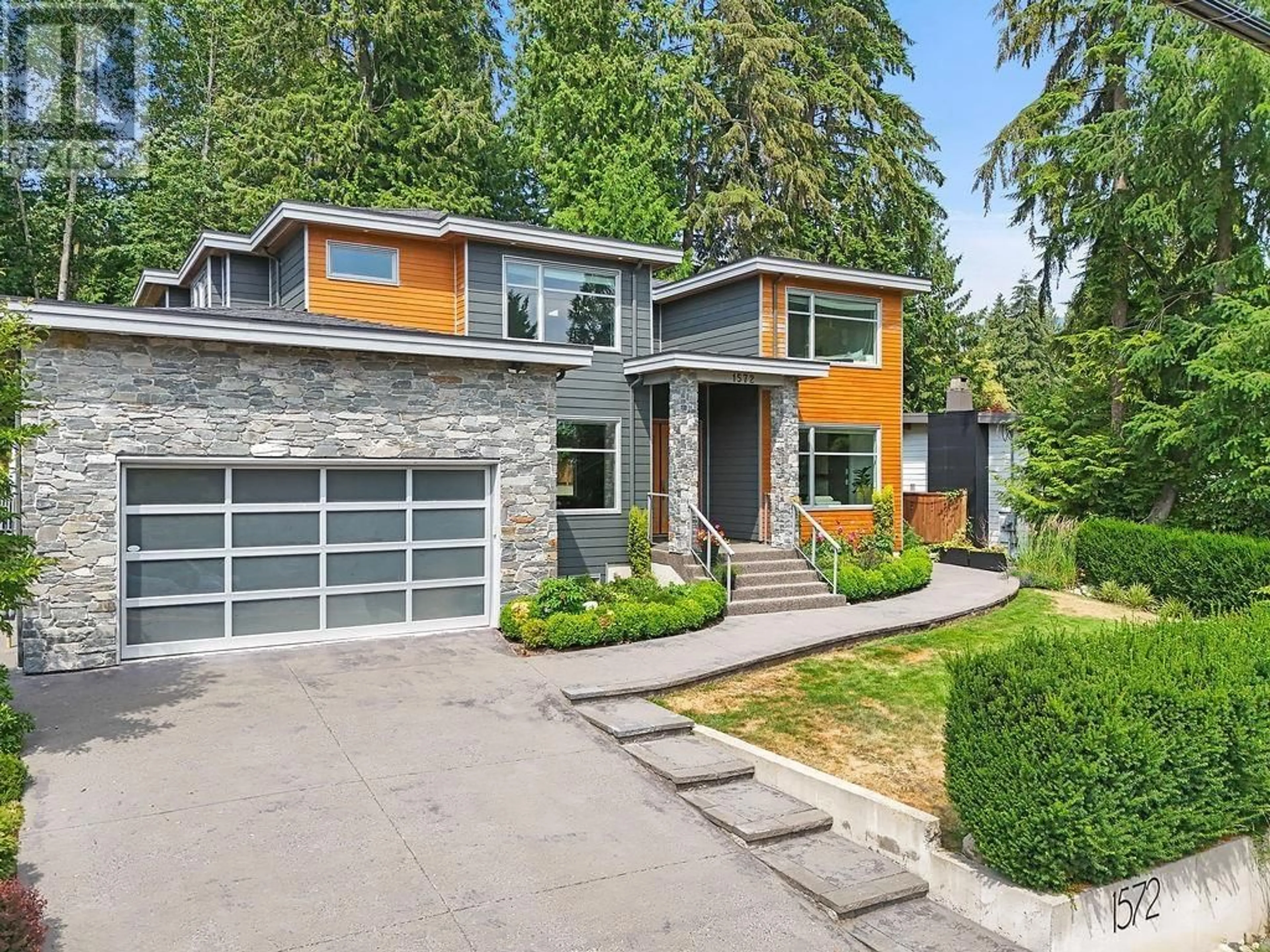 Frontside or backside of a home, cottage for 1572 COLEMAN STREET, North Vancouver British Columbia V7K1W8