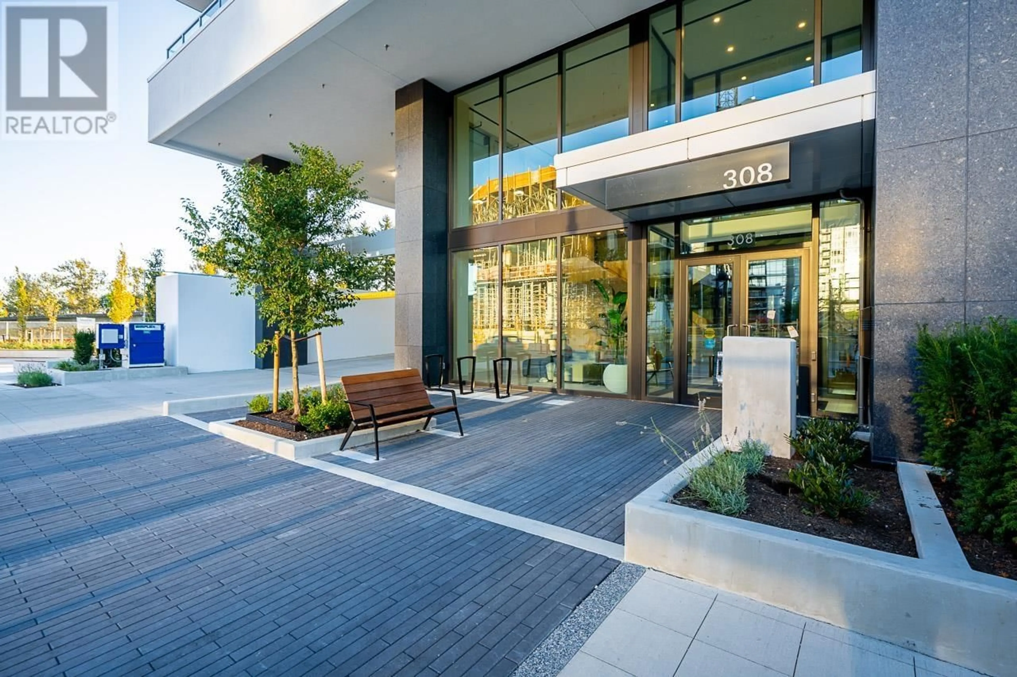 Indoor lobby, ceramic floors for 1208 308 ALDERSON AVENUE, Coquitlam British Columbia V3K0J2