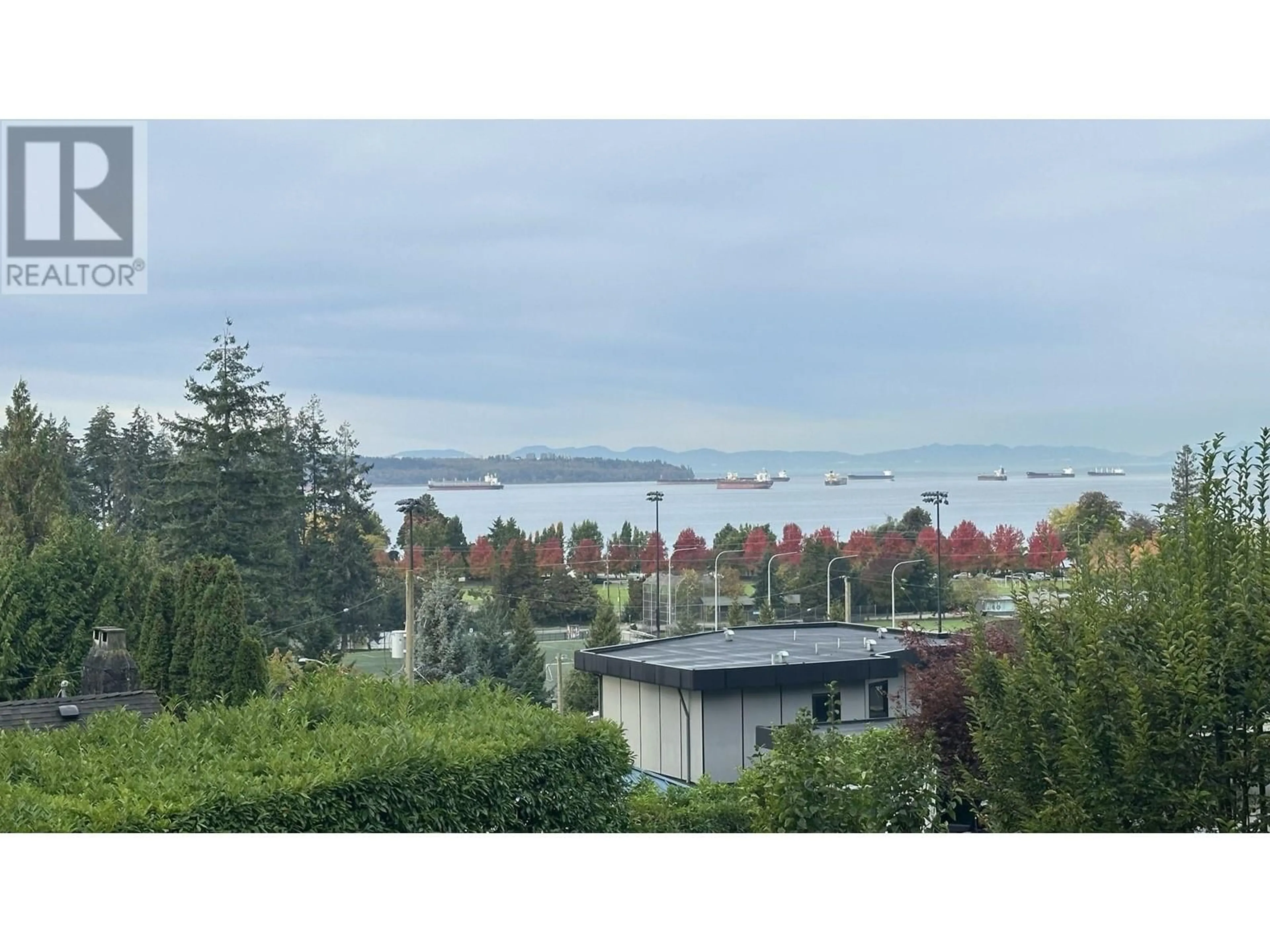 A pic from exterior of the house or condo, the view of lake or river for 1010 KEITH ROAD, West Vancouver British Columbia V7T1M5