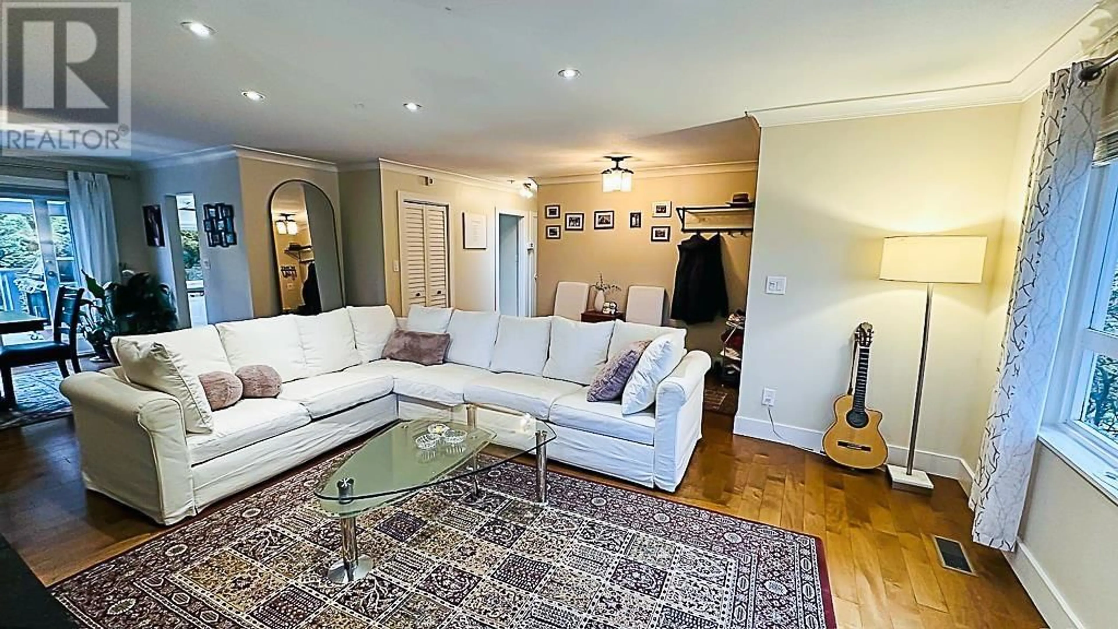 Living room, wood floors for 3129 PRINCESS AVENUE, North Vancouver British Columbia V7N2E3