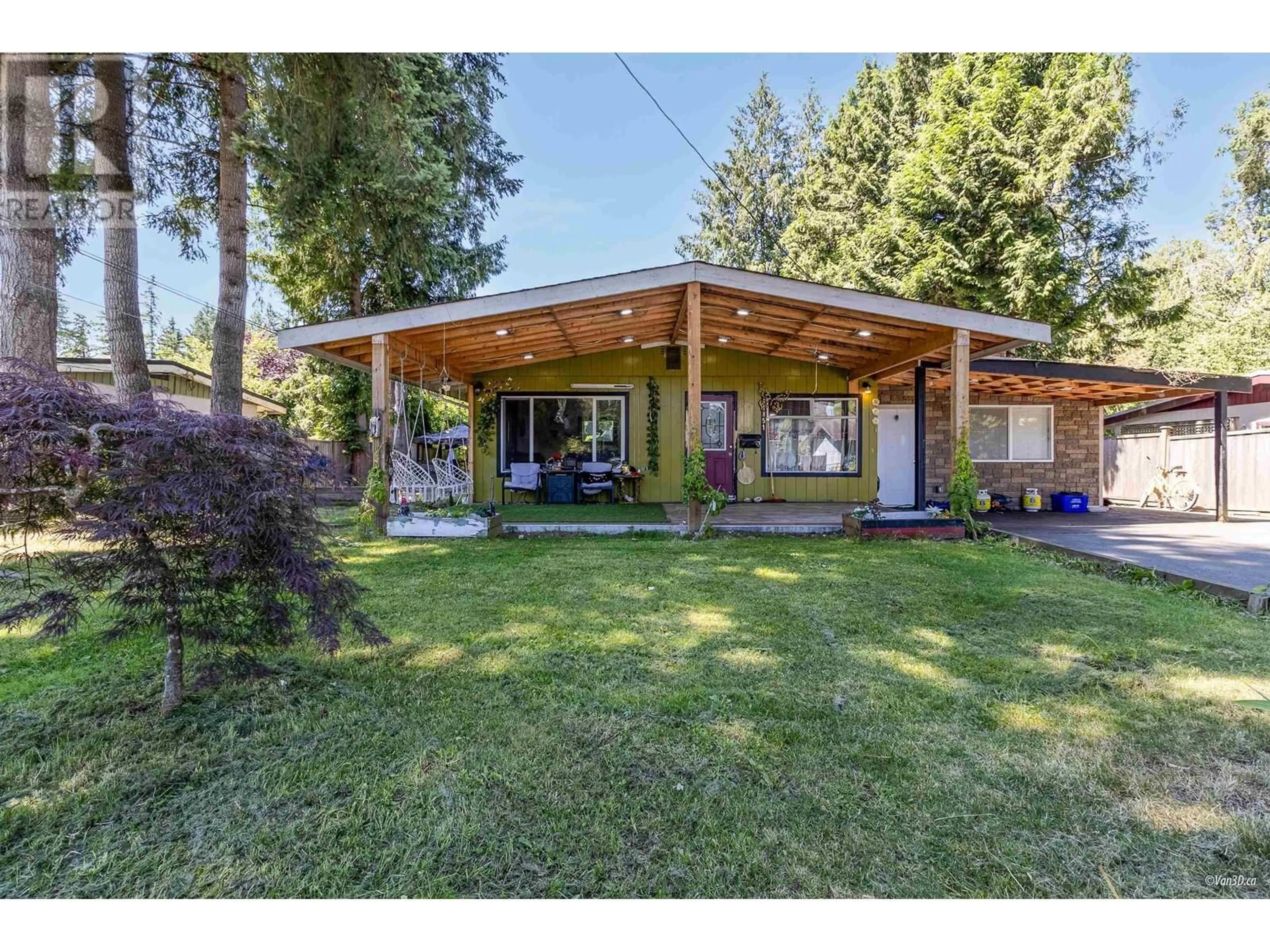 Frontside or backside of a home, cottage for 11851 HAWTHORNE STREET, Maple Ridge British Columbia V2X6V5