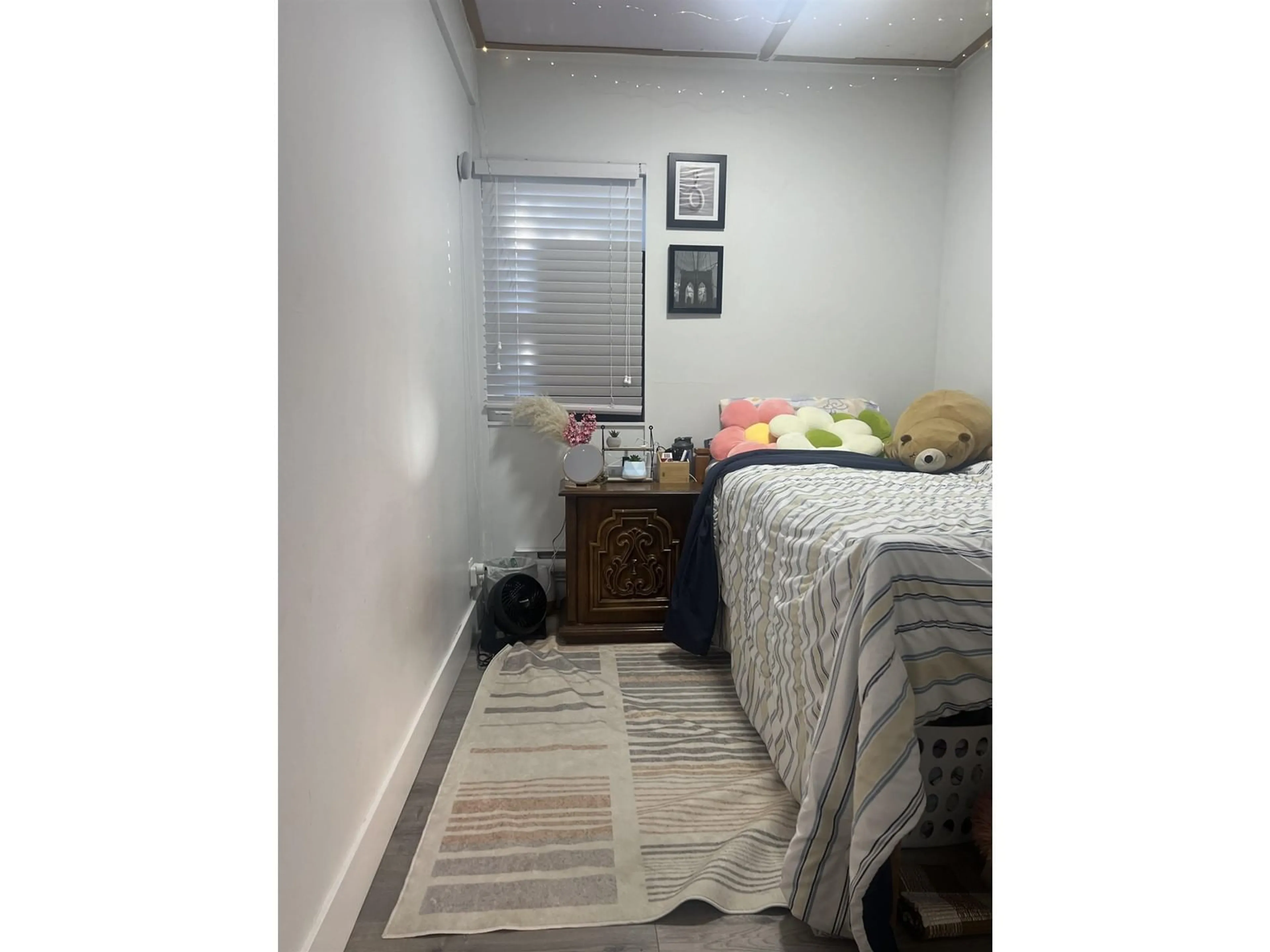 A pic of a room, not visible floor for 11287 134 STREET, Surrey British Columbia V3R2Z2