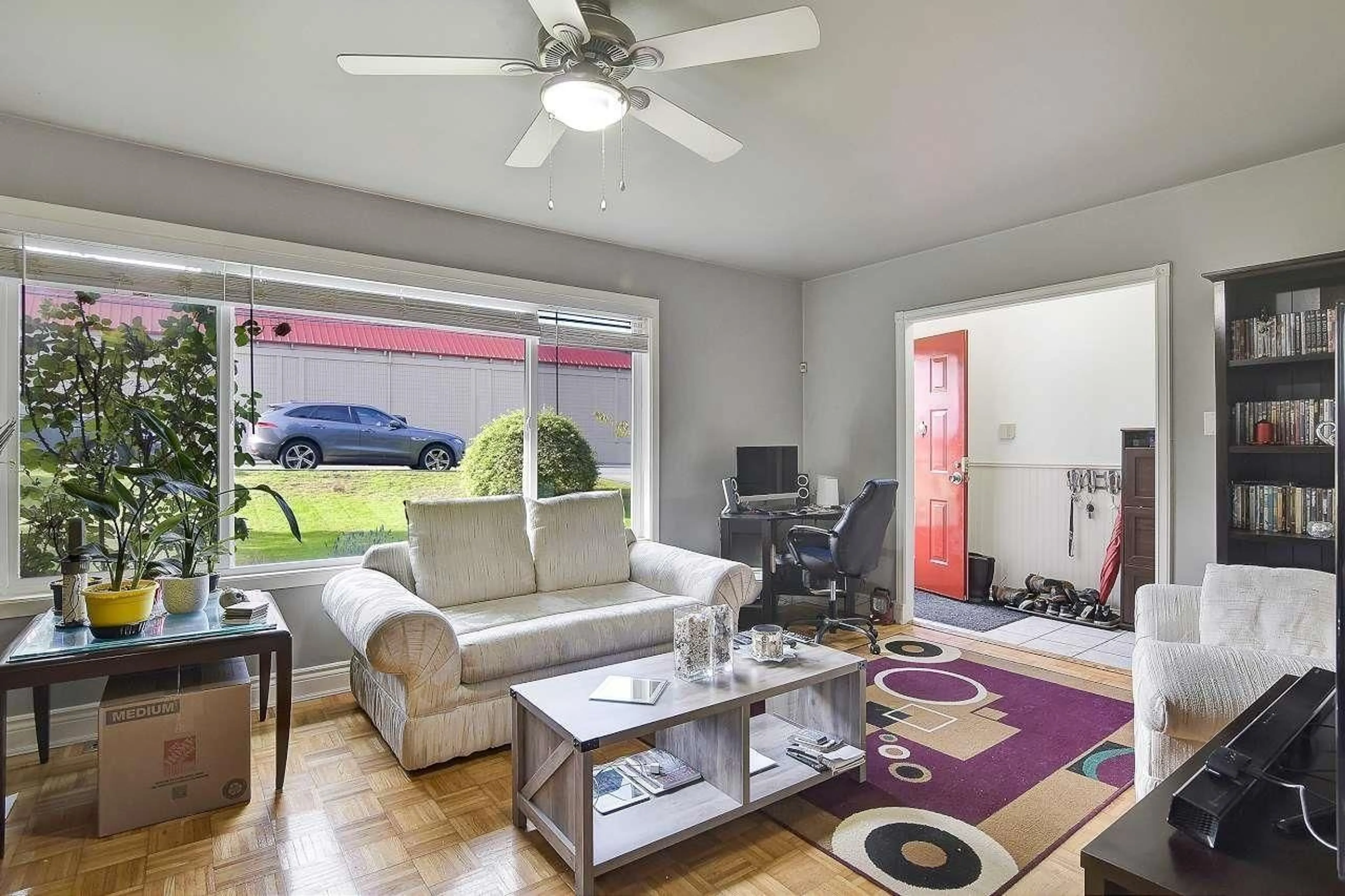 Living room, wood floors for 10846 ORIOLE DRIVE, Surrey British Columbia V3R5A3