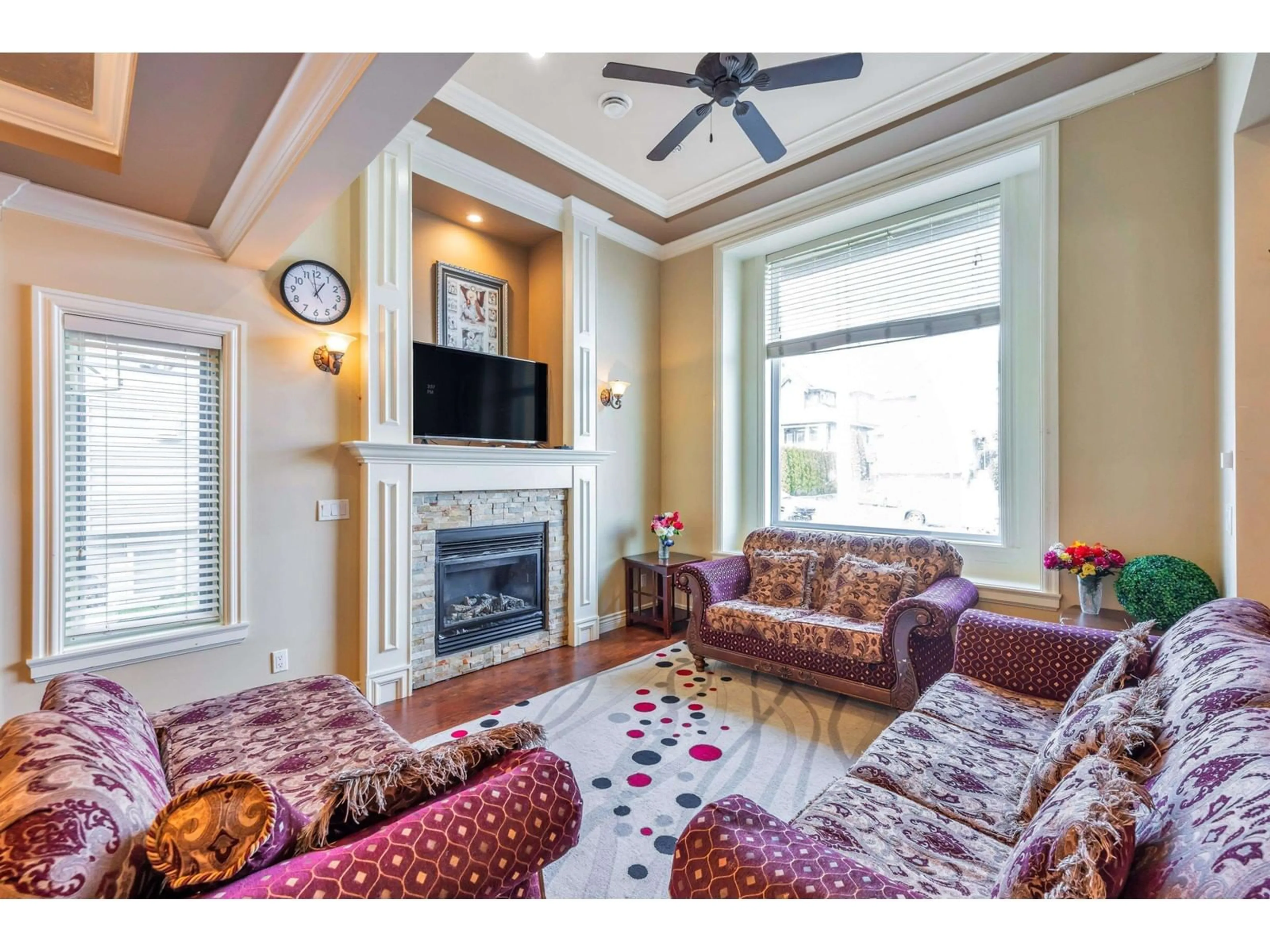 Living room, wood floors for 18882 54 AVENUE, Surrey British Columbia V3S2K2