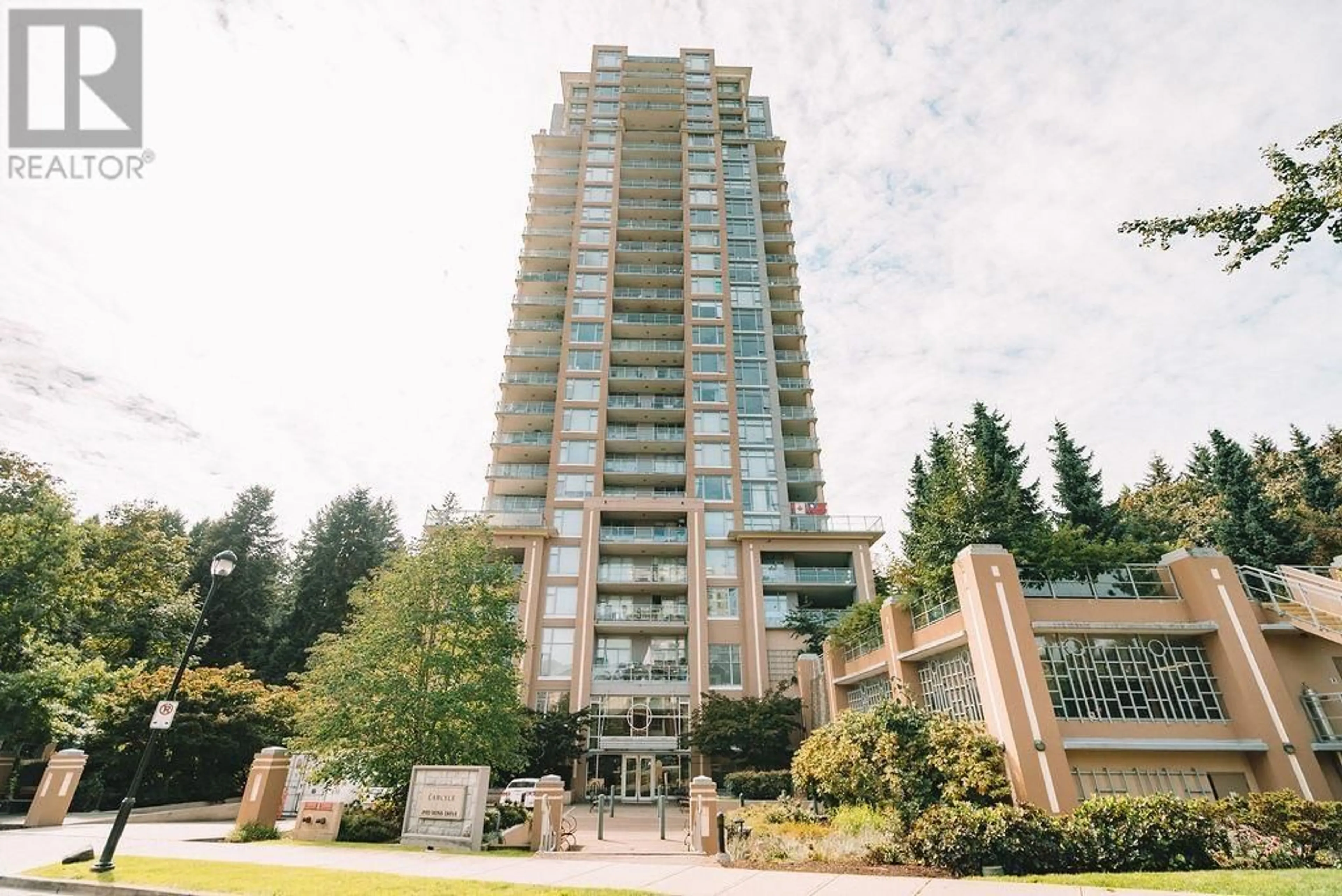 A pic from exterior of the house or condo, the front or back of building for 2506 280 ROSS DRIVE, New Westminster British Columbia V3L0C2