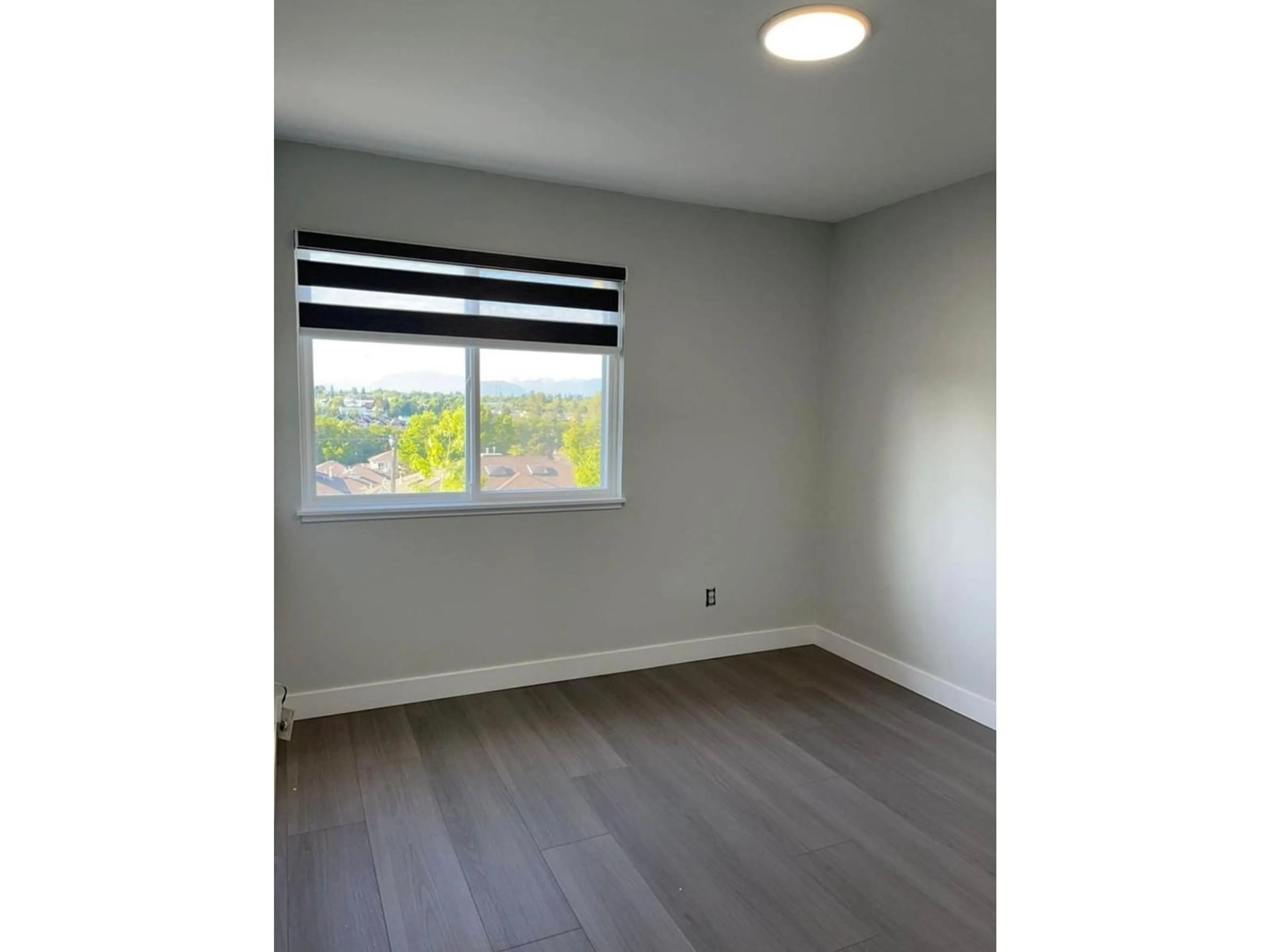 A pic of a room, not visible floor for 10 12040 68 AVENUE, Surrey British Columbia V3W1P5