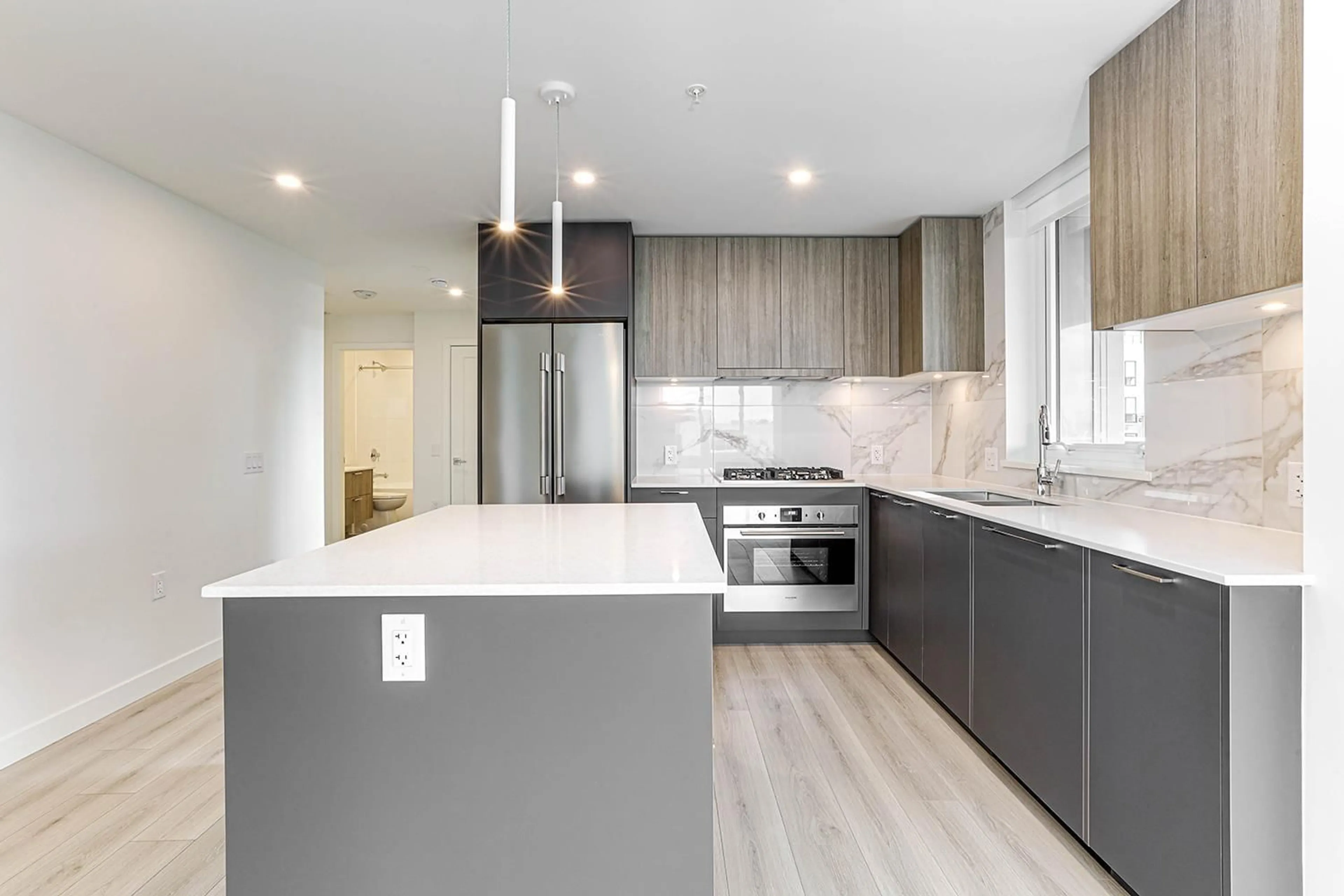 Open concept kitchen, unknown for 301 - 20065 85, Langley British Columbia V2Y3Y4