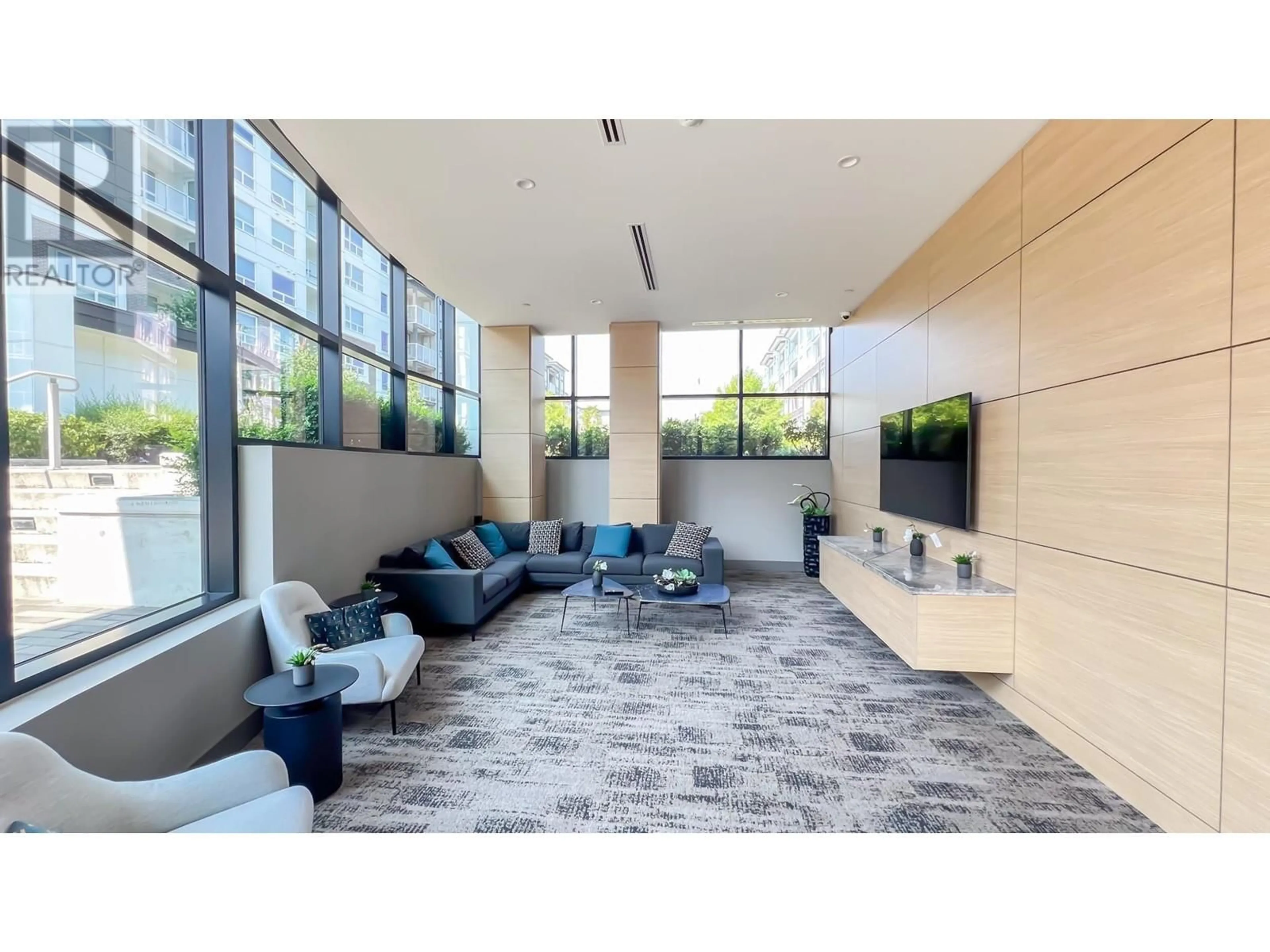 Indoor lobby, carpet floors for 404 9233 ODLIN ROAD, Richmond British Columbia V6X0V4