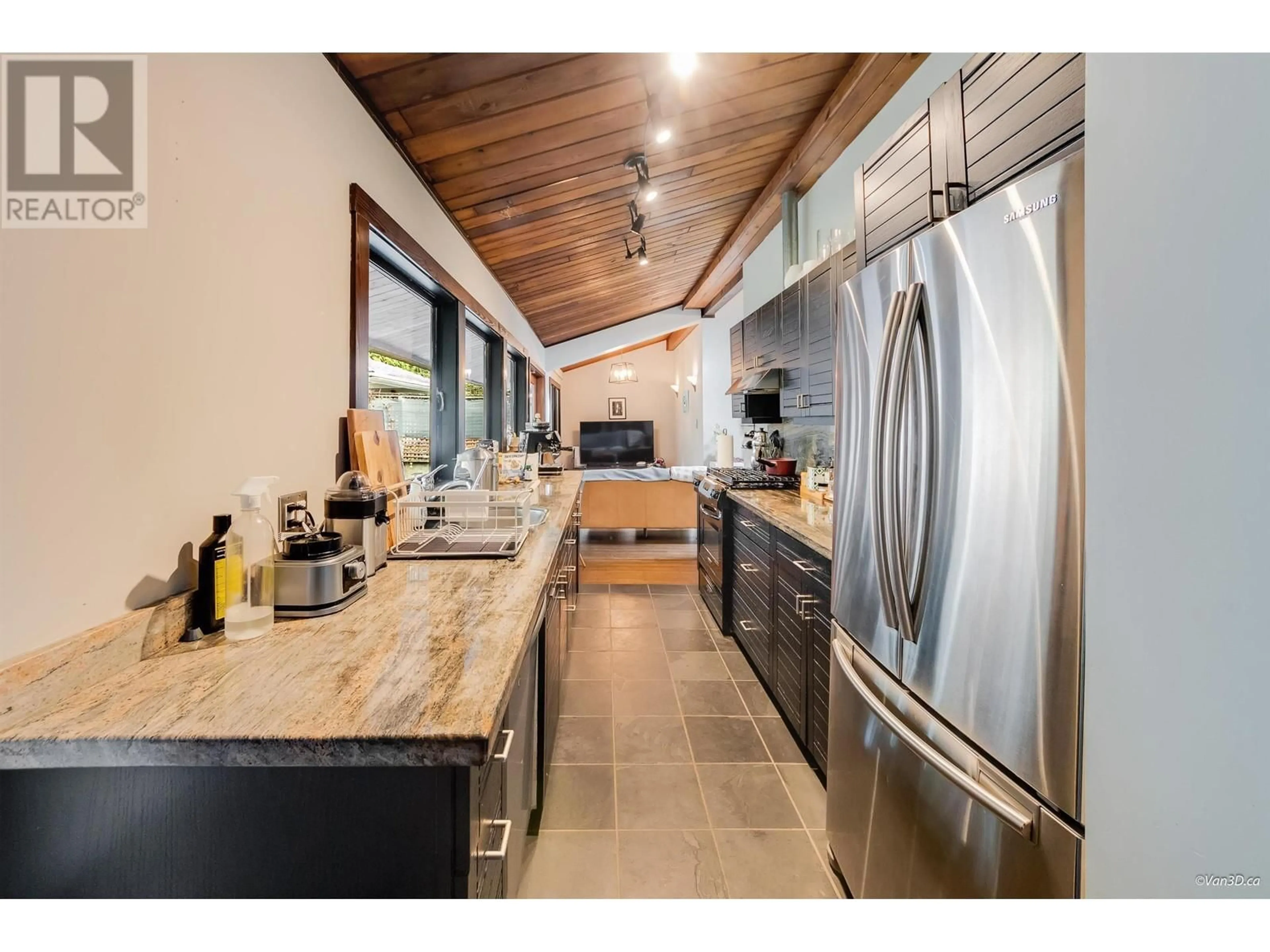 Contemporary kitchen, ceramic/tile floor for 3929 SUNSET BOULEVARD, North Vancouver British Columbia V7R3Y4