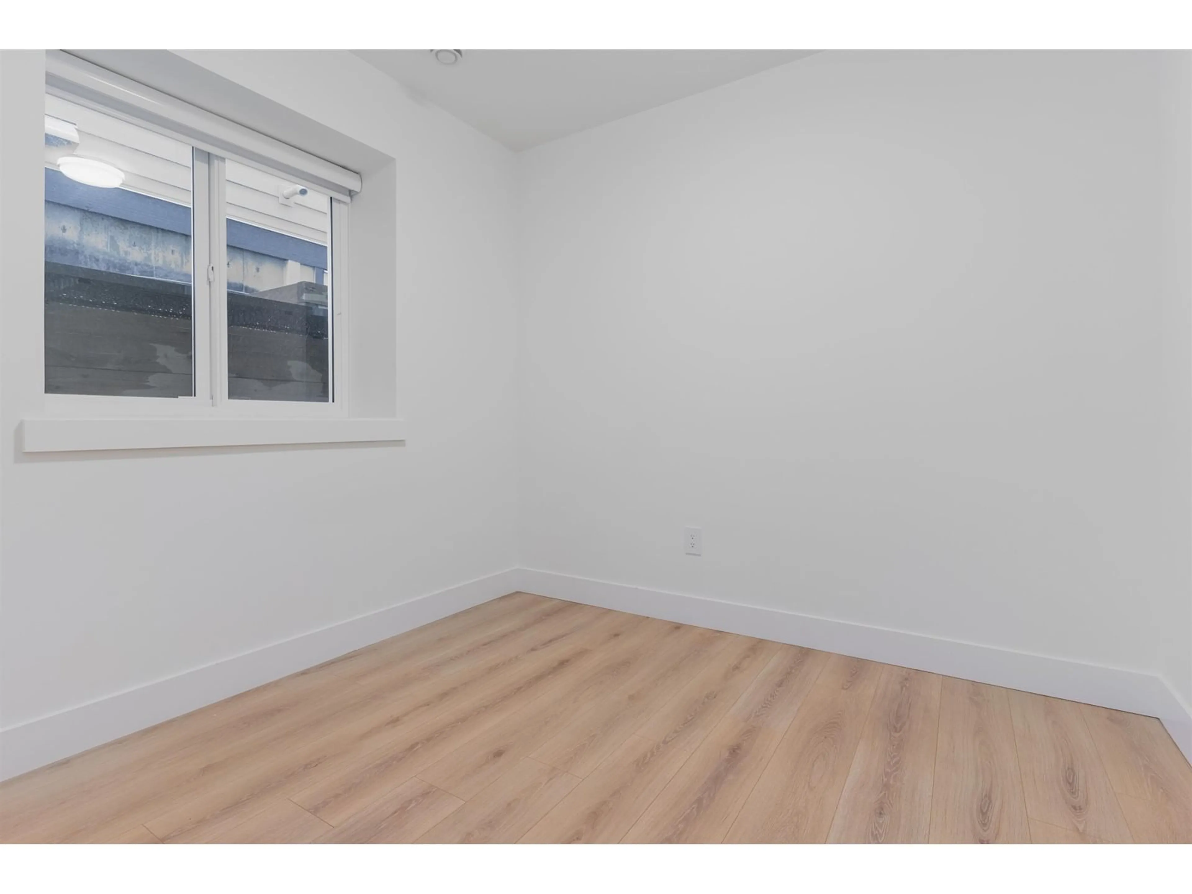 A pic of a room for 16790 20A AVENUE, Surrey British Columbia V3Z1H1