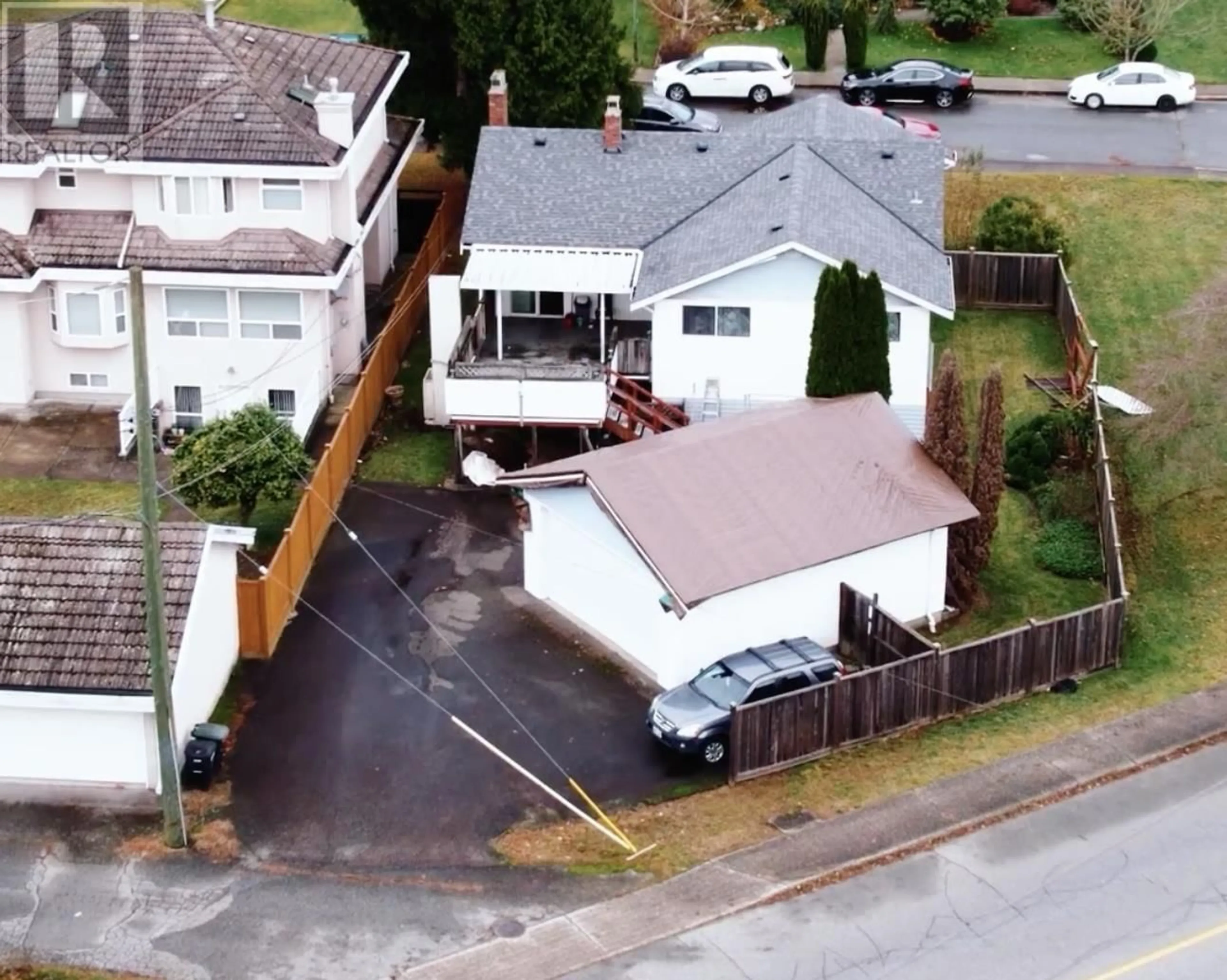 Frontside or backside of a home, the street view for 7068 BURFORD STREET, Burnaby British Columbia V5E1S2