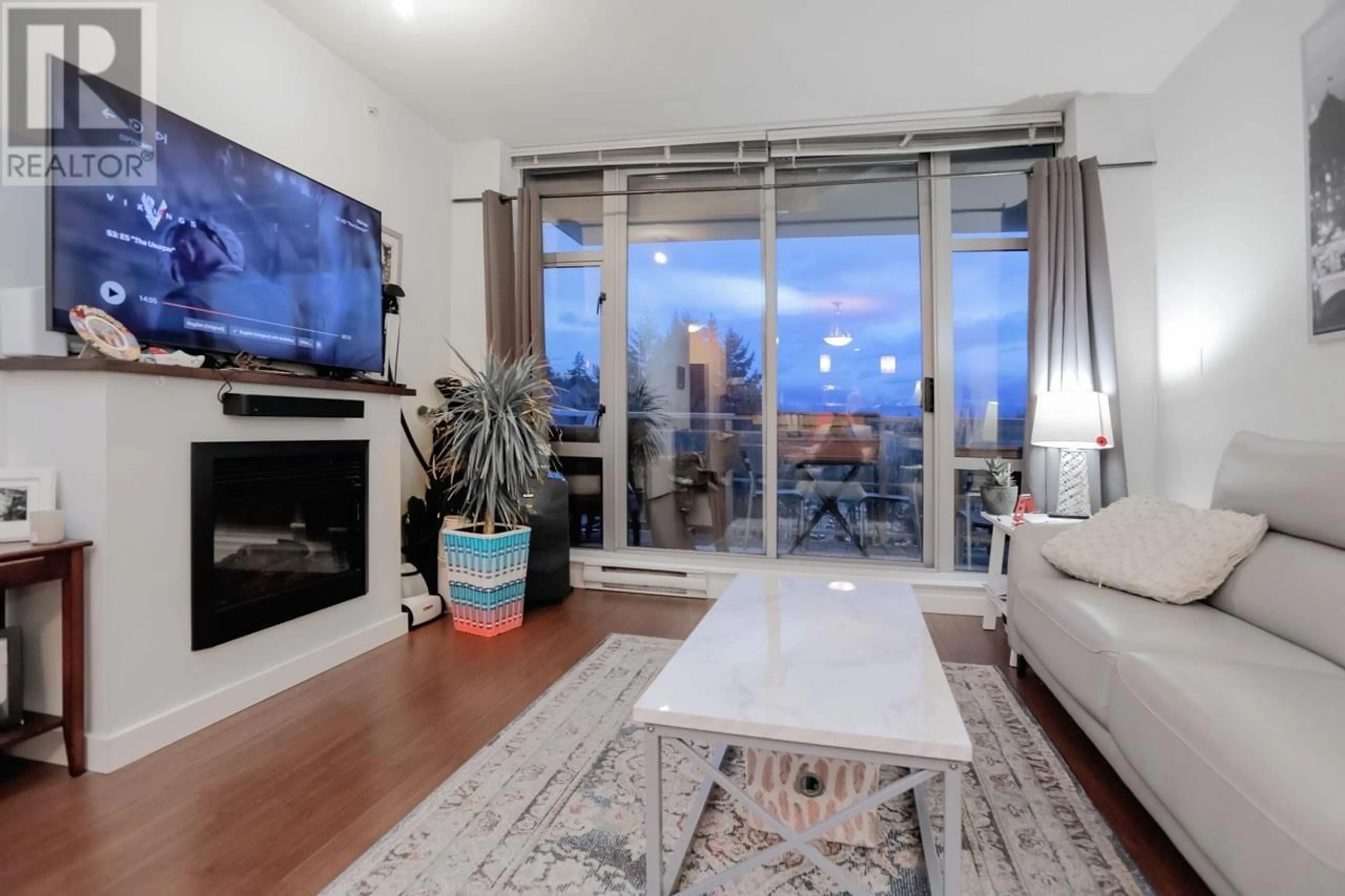 Living room, wood floors for 1109 280 ROSS DRIVE, New Westminster British Columbia V3L0C2