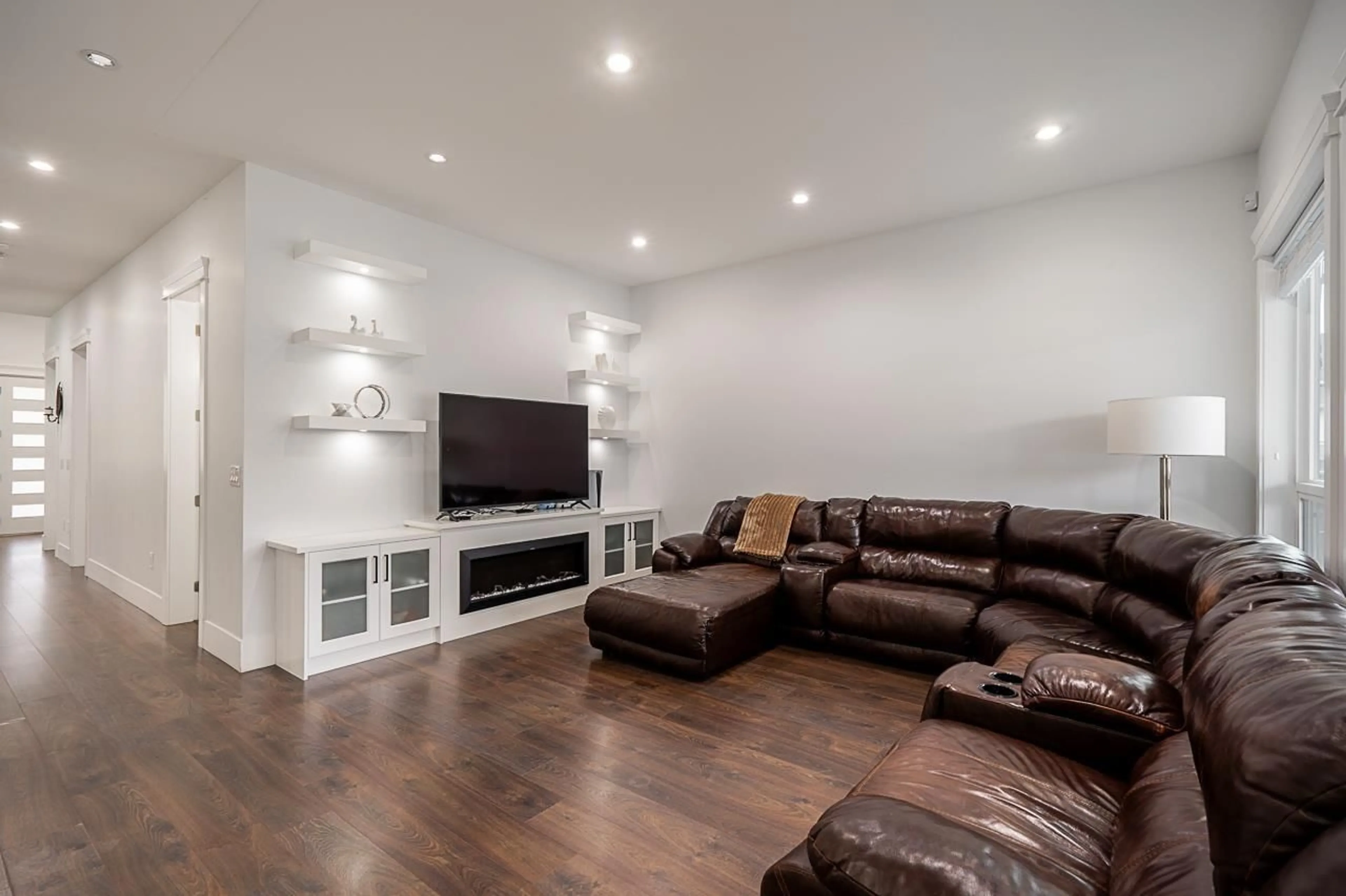 Home theater, wood floors for 17163 0A AVENUE, Surrey British Columbia V3Z0Y9