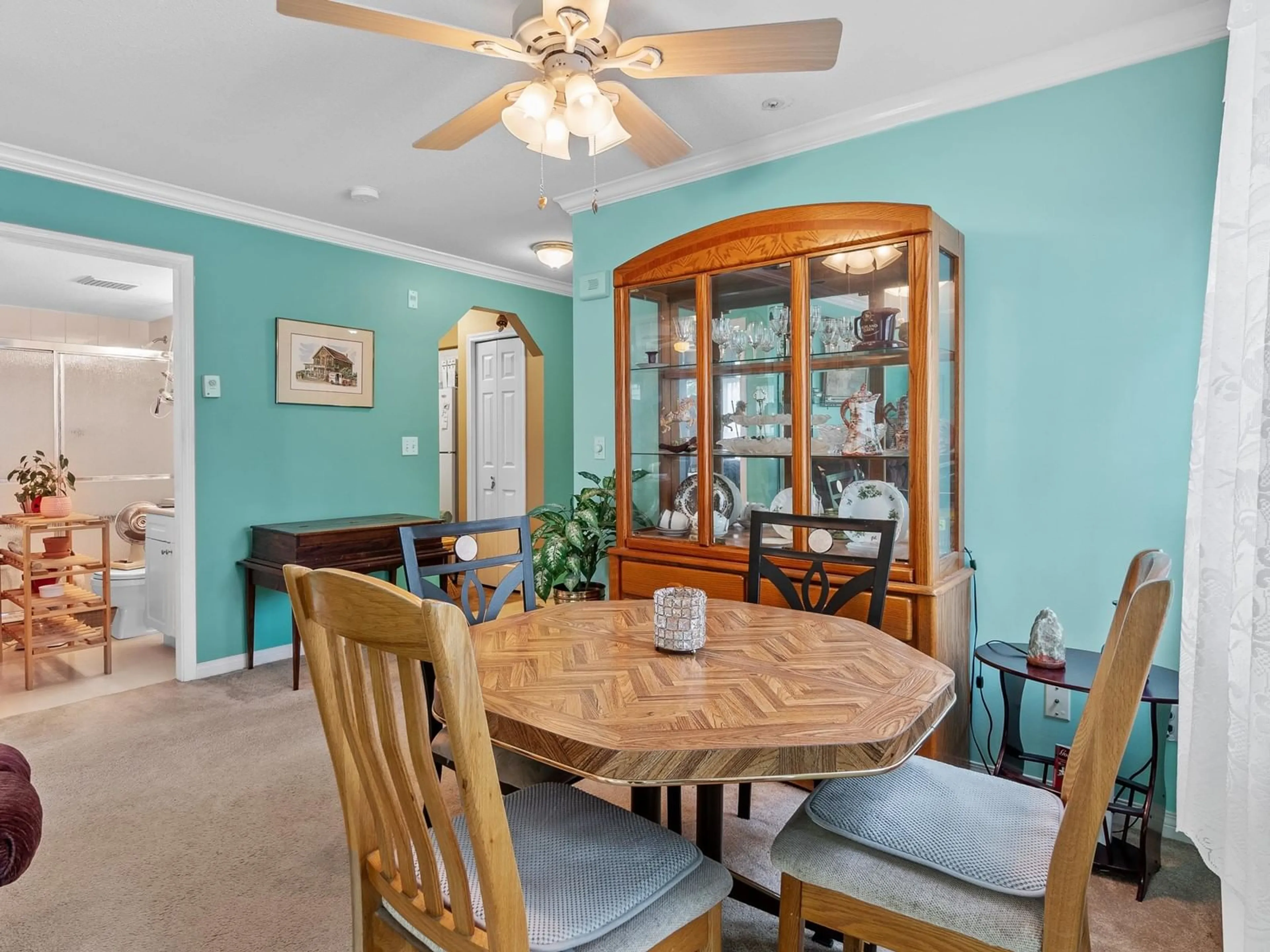 Dining room, wood floors, cottage for 205 20727 DOUGLAS CRESCENT, Langley British Columbia V3A4C1