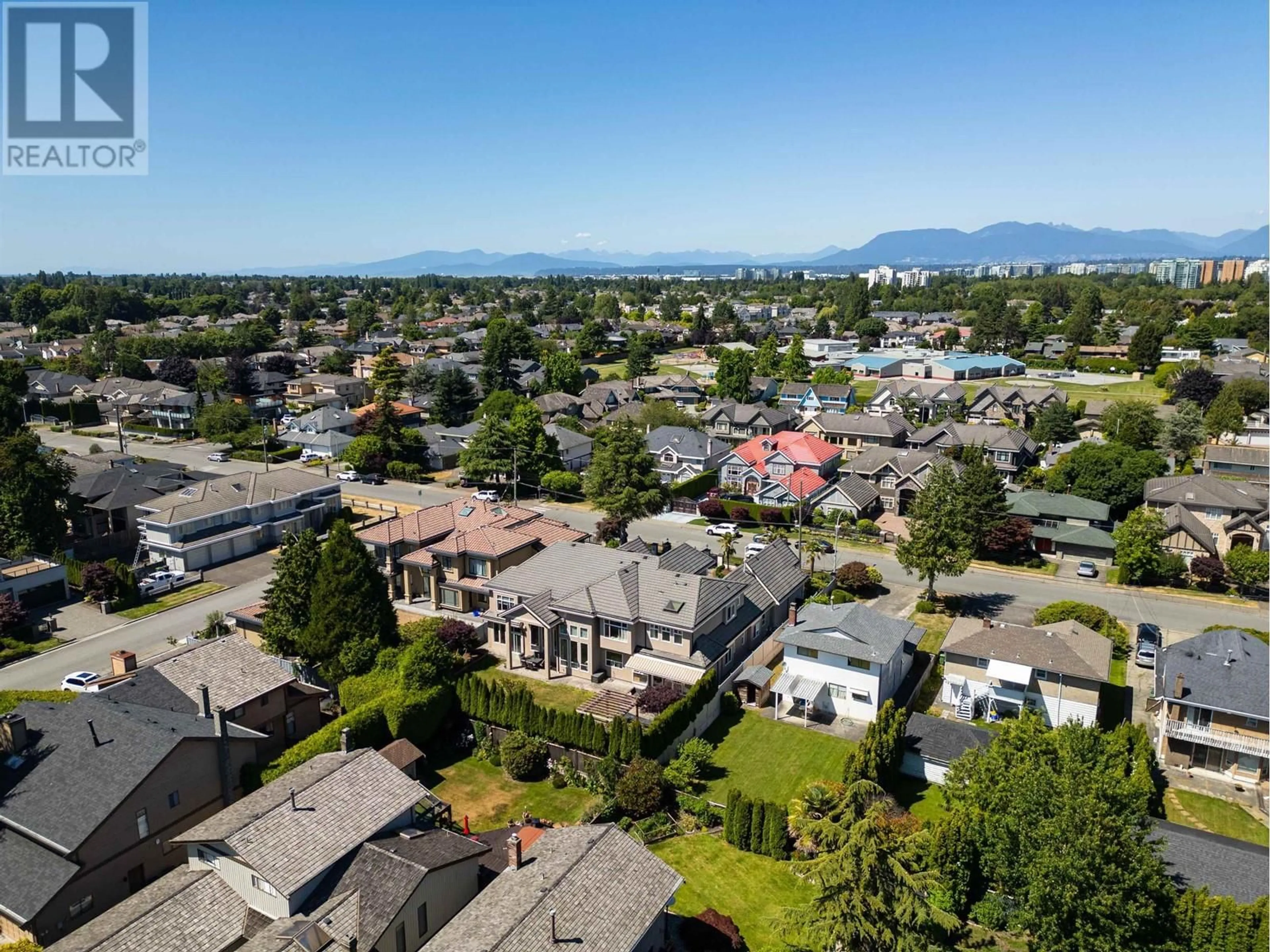 Frontside or backside of a home, the street view for 7300 LUCAS ROAD, Richmond British Columbia V6Y1E9