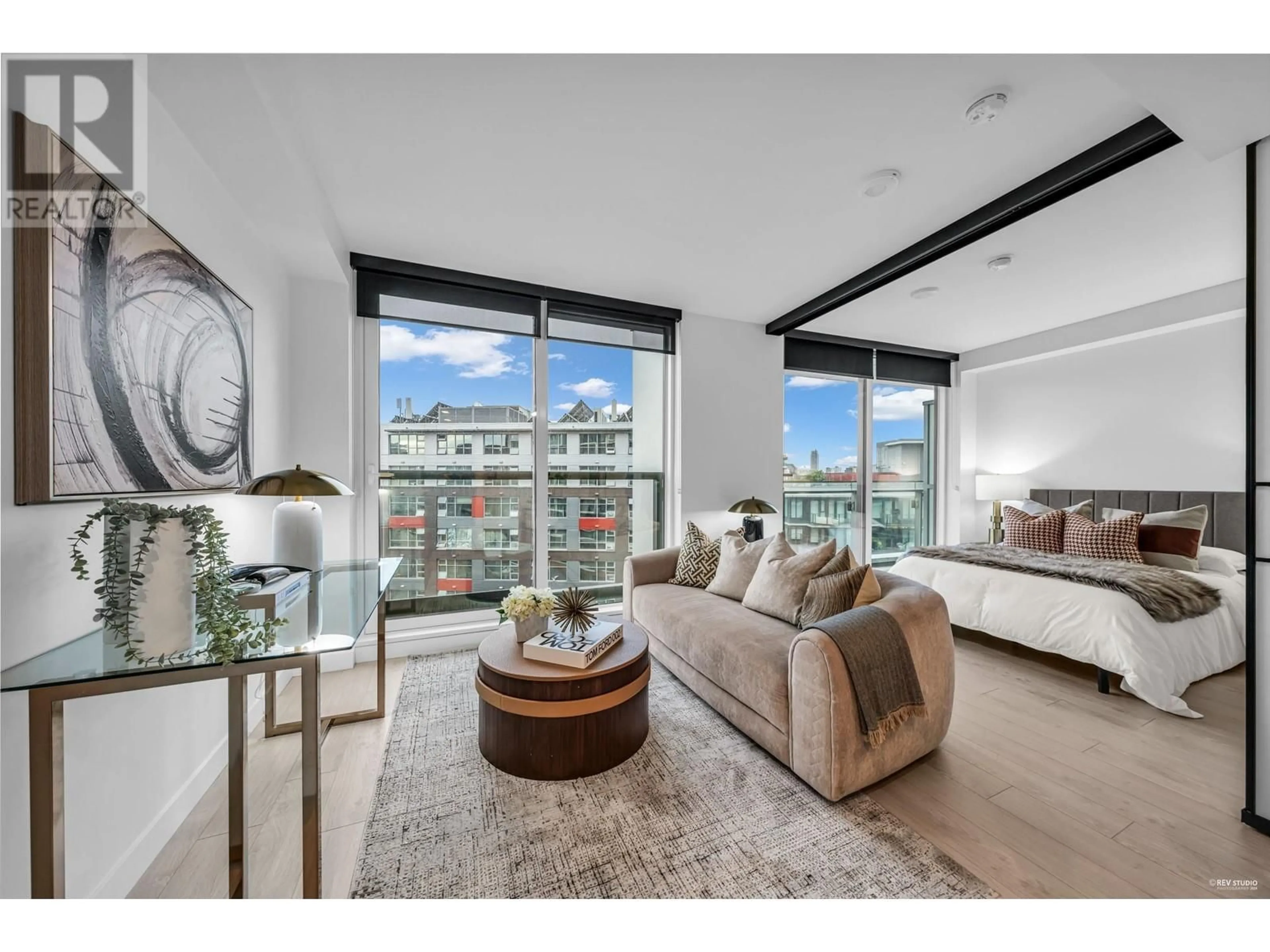 Living room, wood floors for 1219 1768 COOK STREET, Vancouver British Columbia V5Y0N3