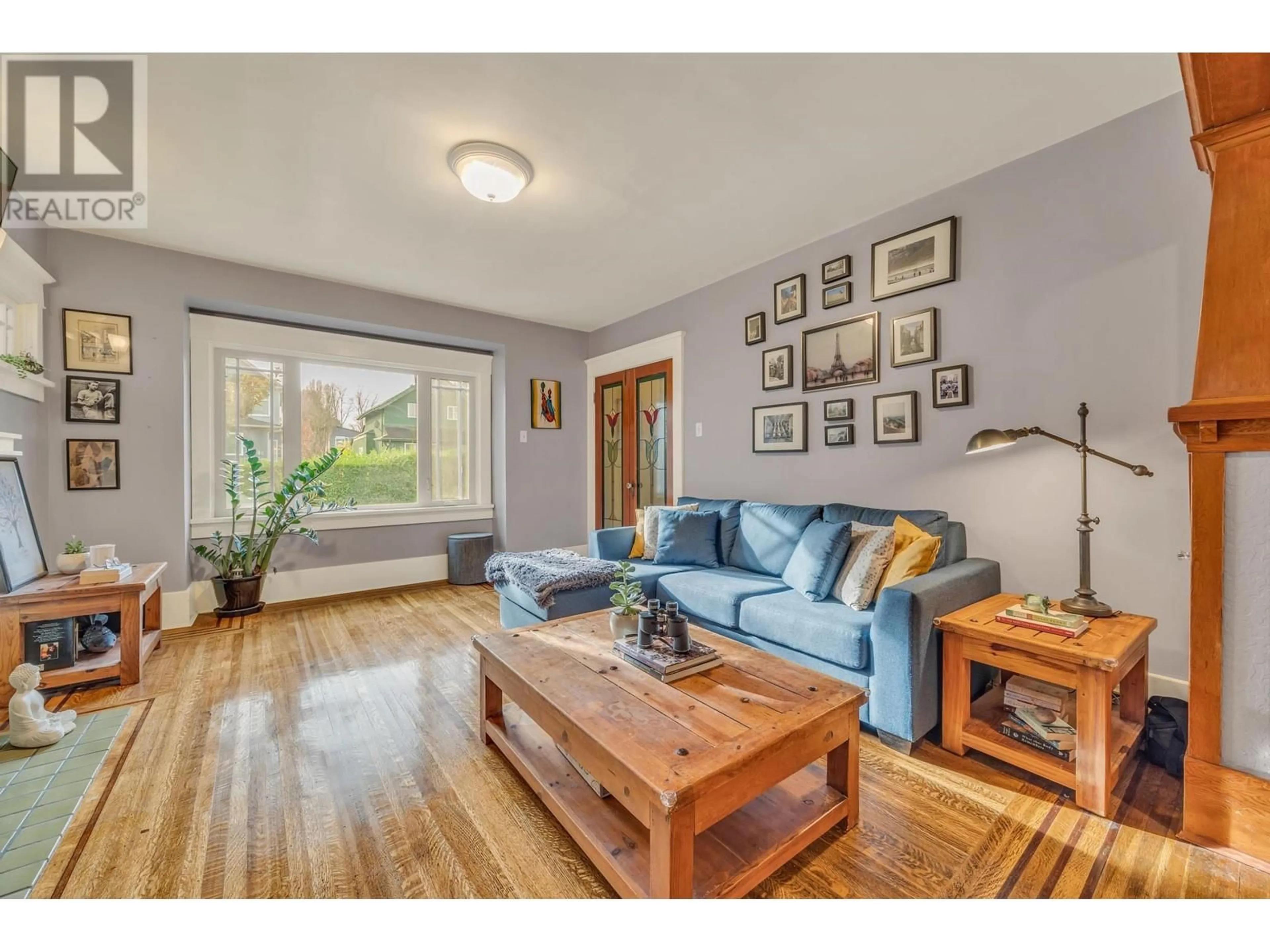 Living room, wood floors for 1217 E 12TH AVENUE, Vancouver British Columbia V5T2J8