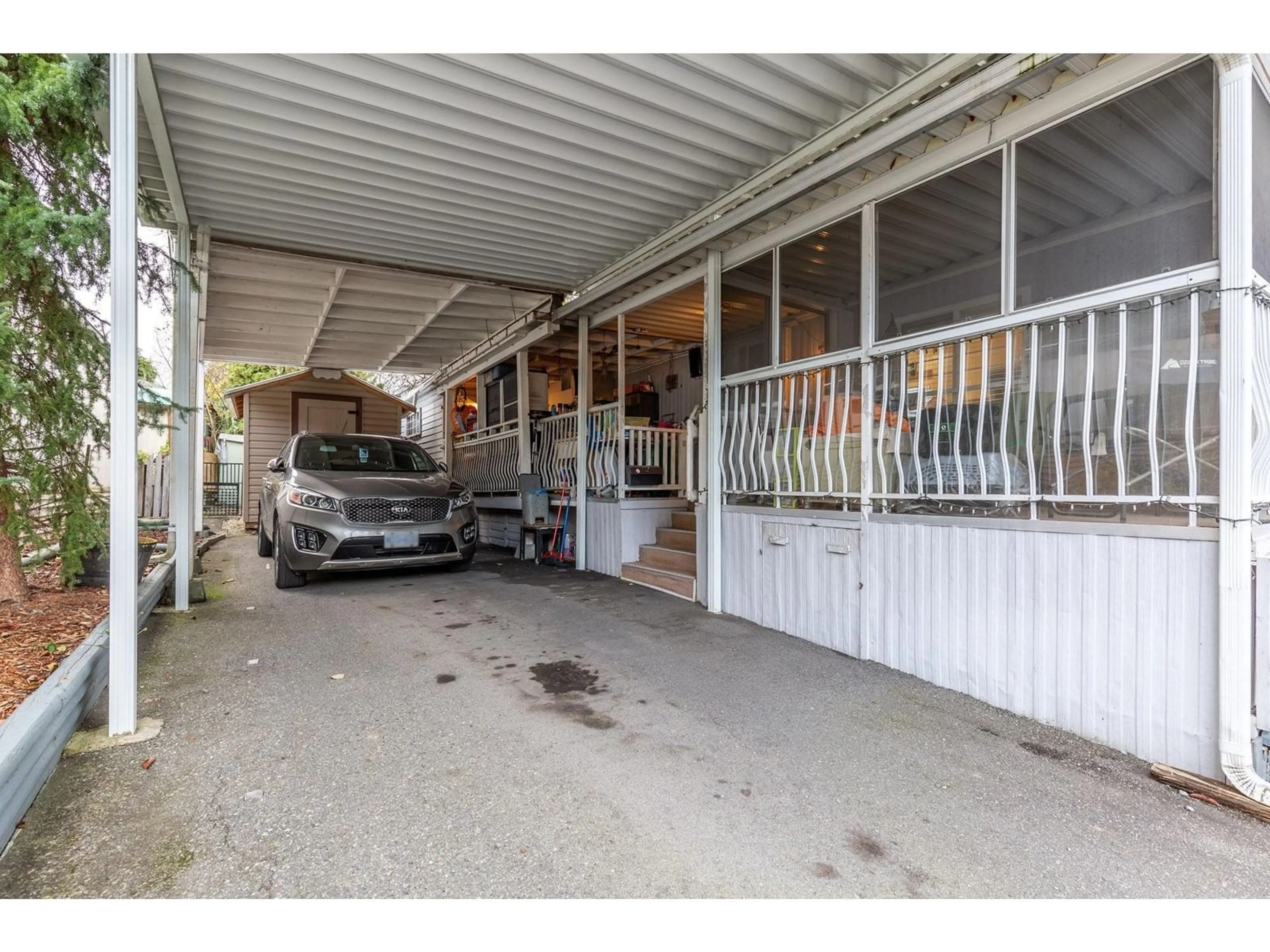 Indoor garage, unknown floor for 42 13650 80 AVENUE, Surrey British Columbia V3W6J8