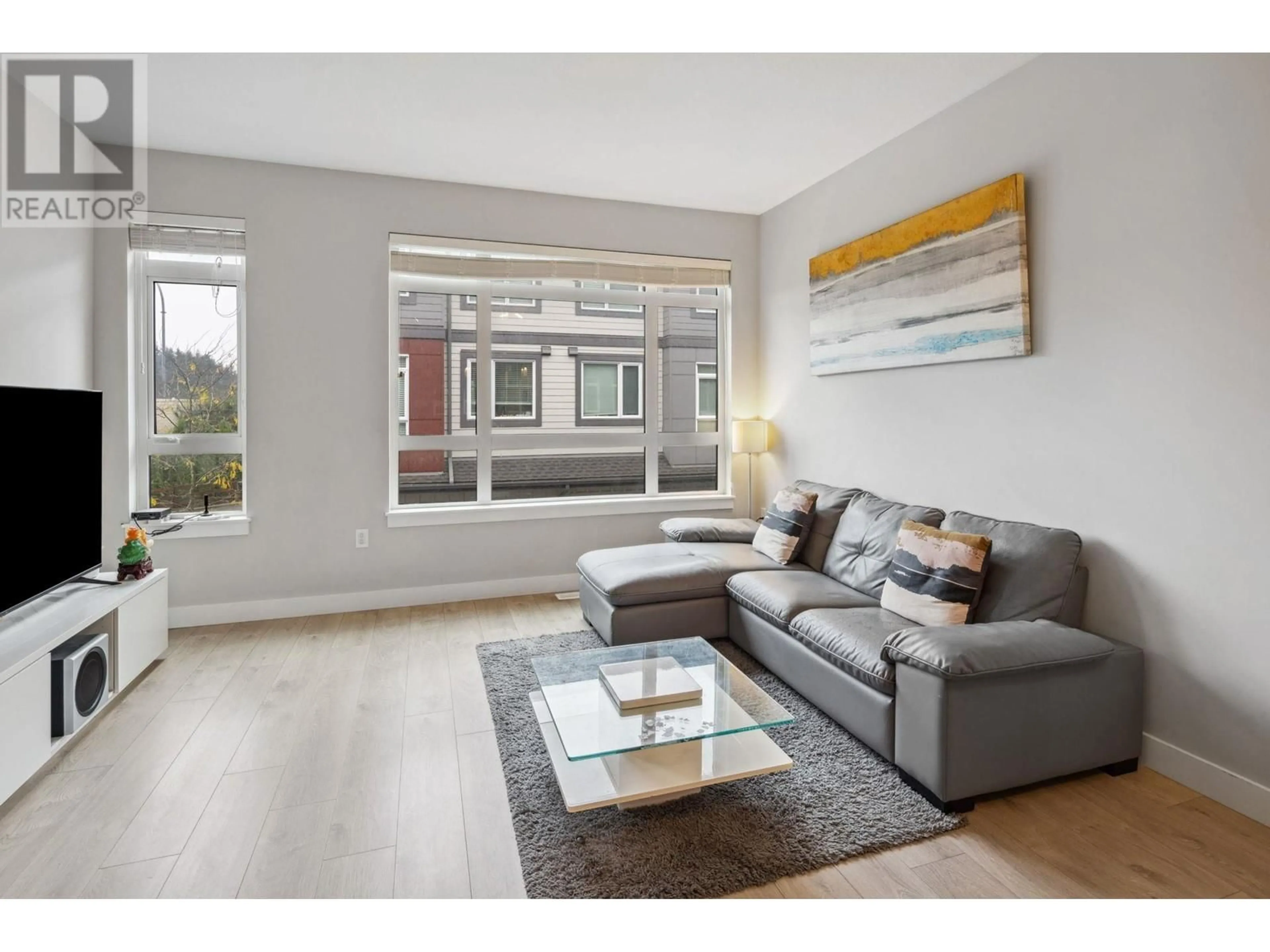 Living room, wood floors for 95 4991 NO. 5 ROAD, Richmond British Columbia V6X0S9